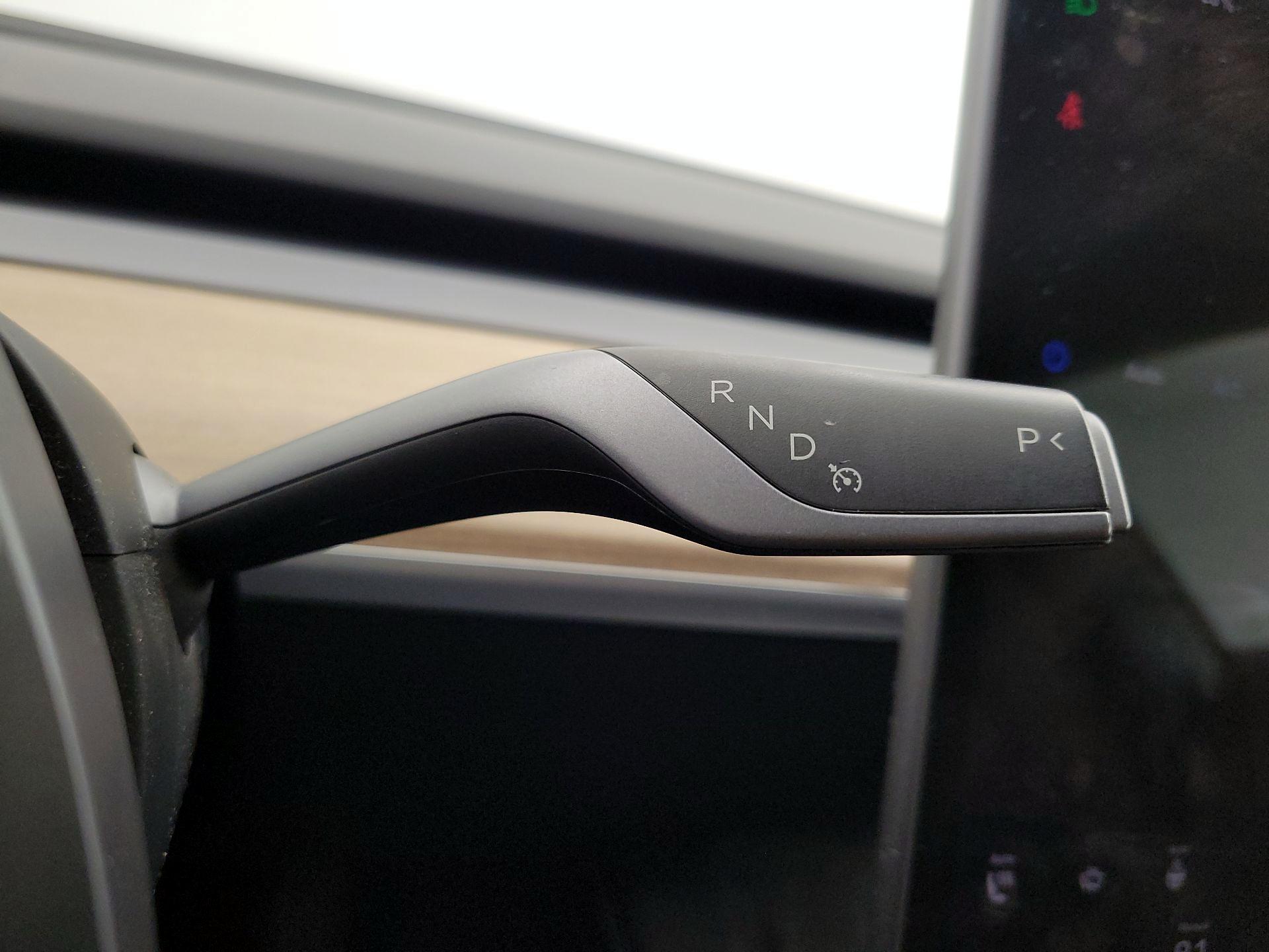 Thumbnail: 2023 Tesla Model 3 - 17