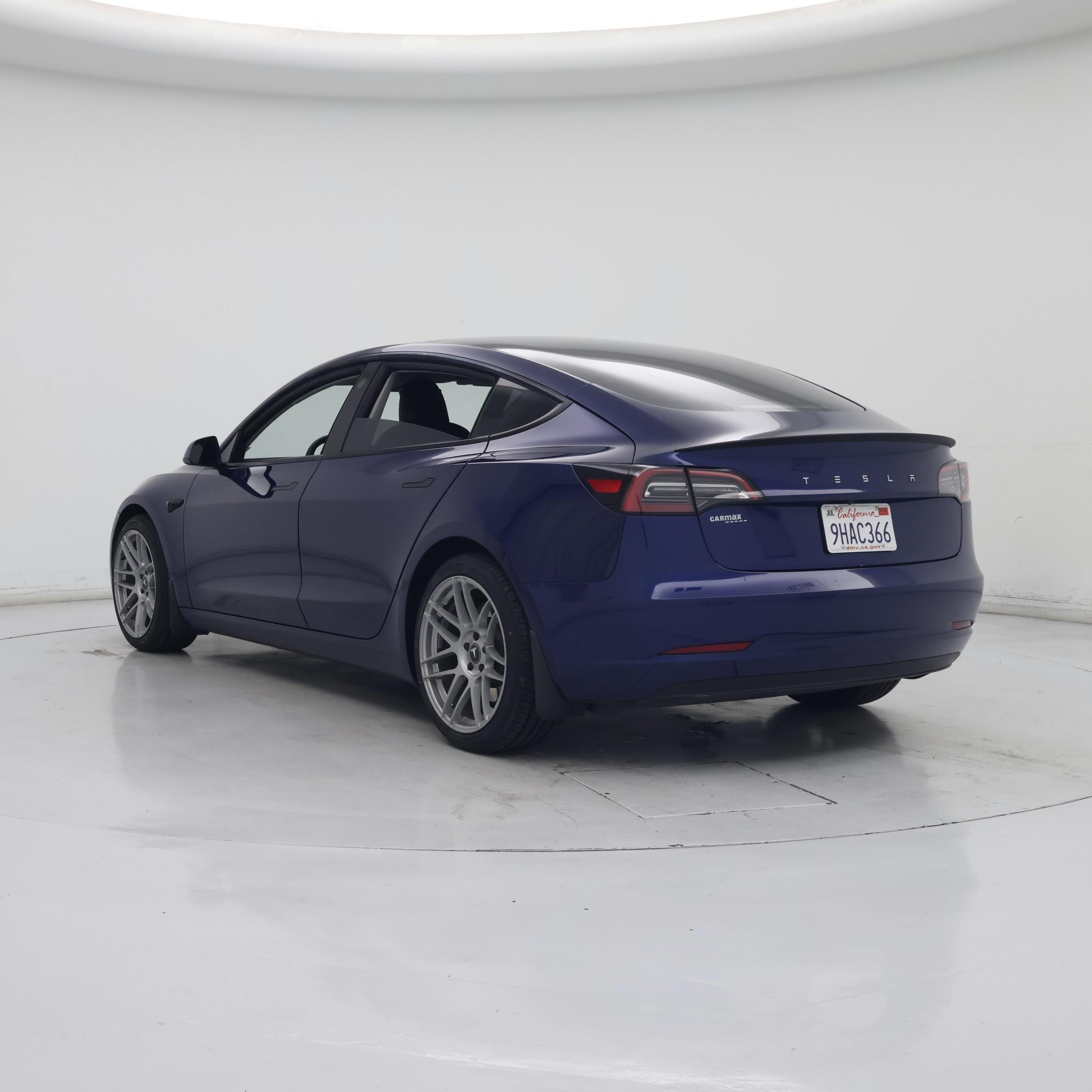 Thumbnail: 2023 Tesla Model 3 - 2