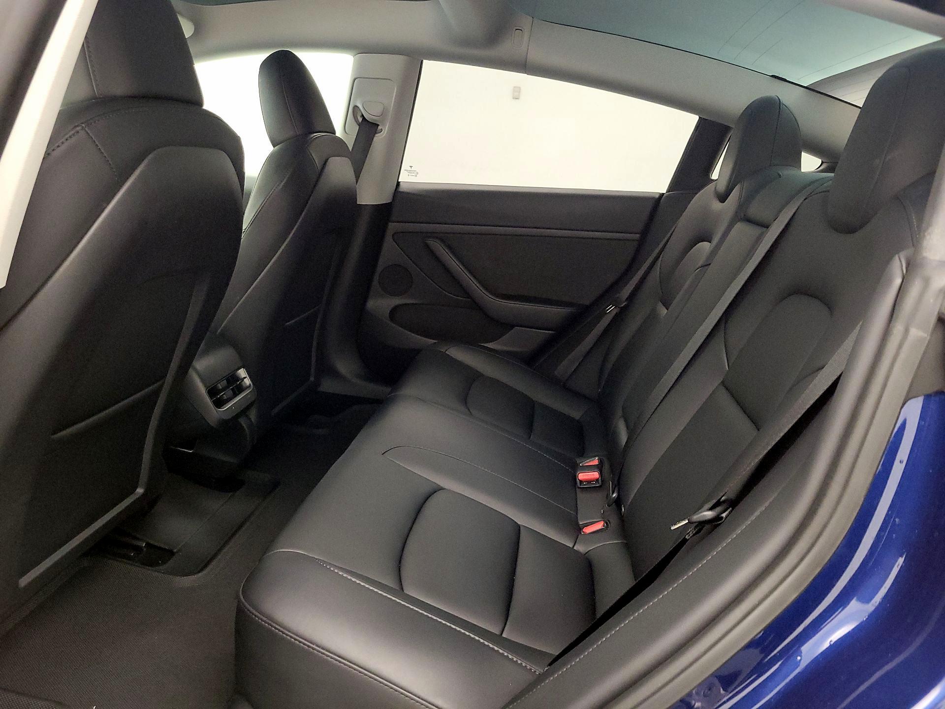 Thumbnail: 2023 Tesla Model 3 - 20