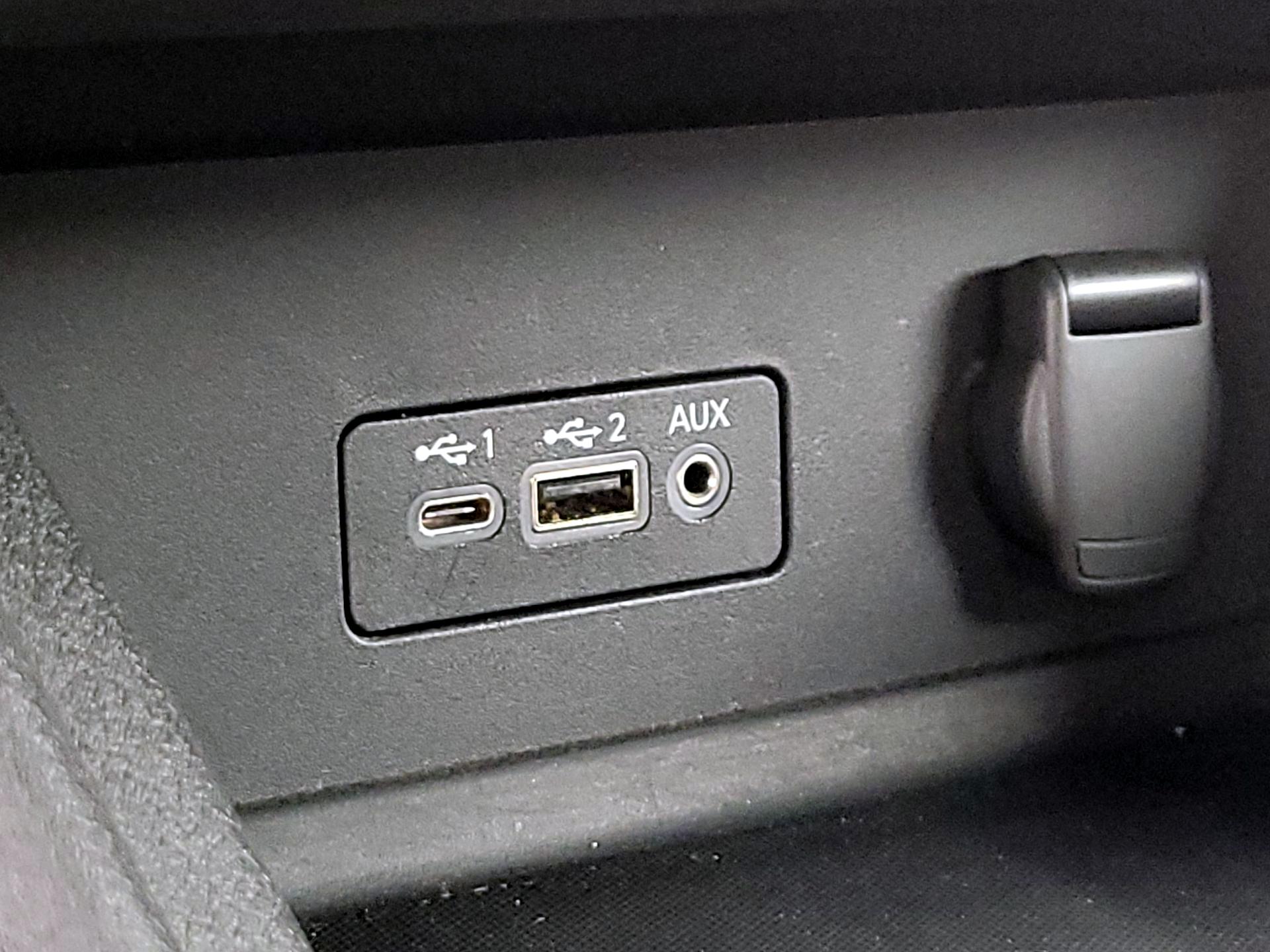 Thumbnail: 2022 Nissan Sentra - 18