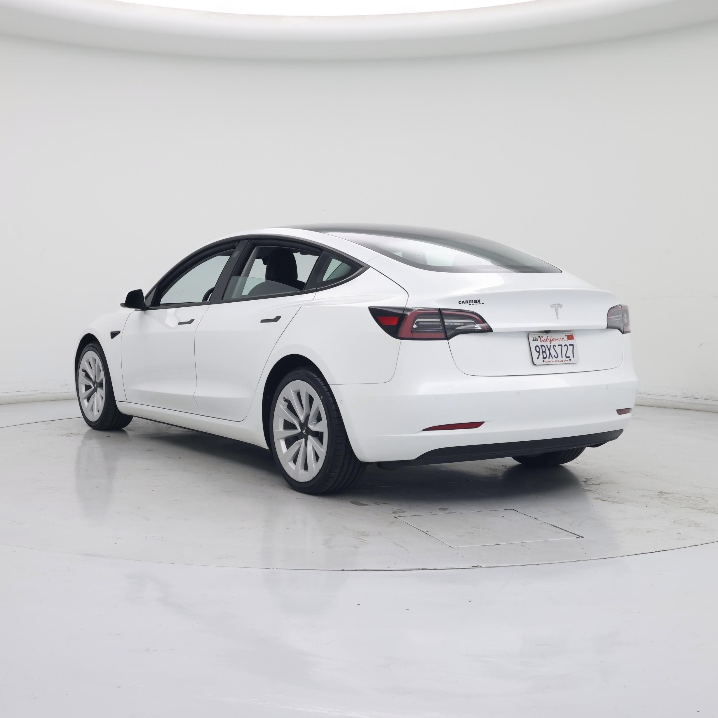 Thumbnail: 2022 Tesla Model 3 - 2