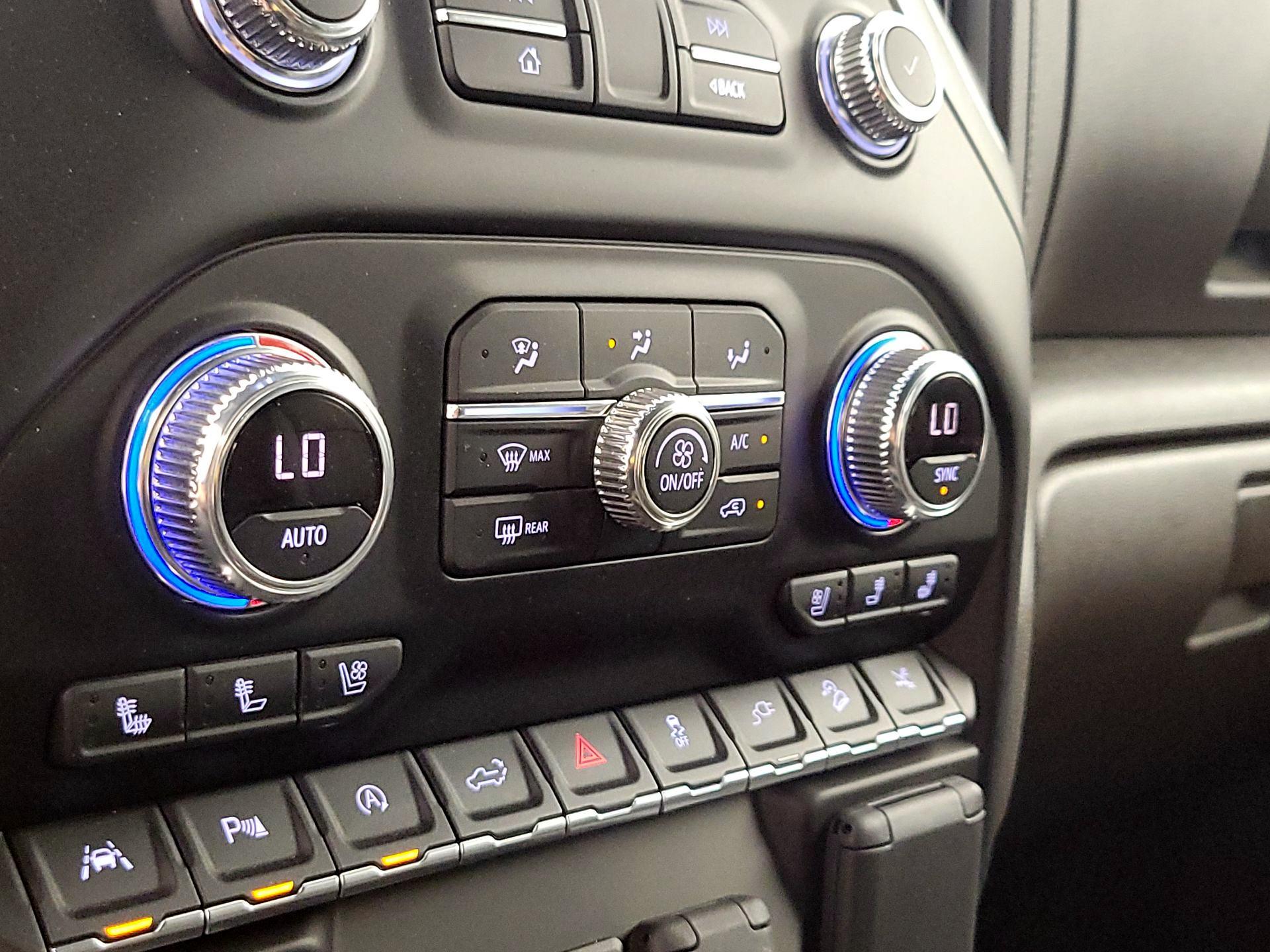 Thumbnail: 2020 GMC Sierra 1500 - 17