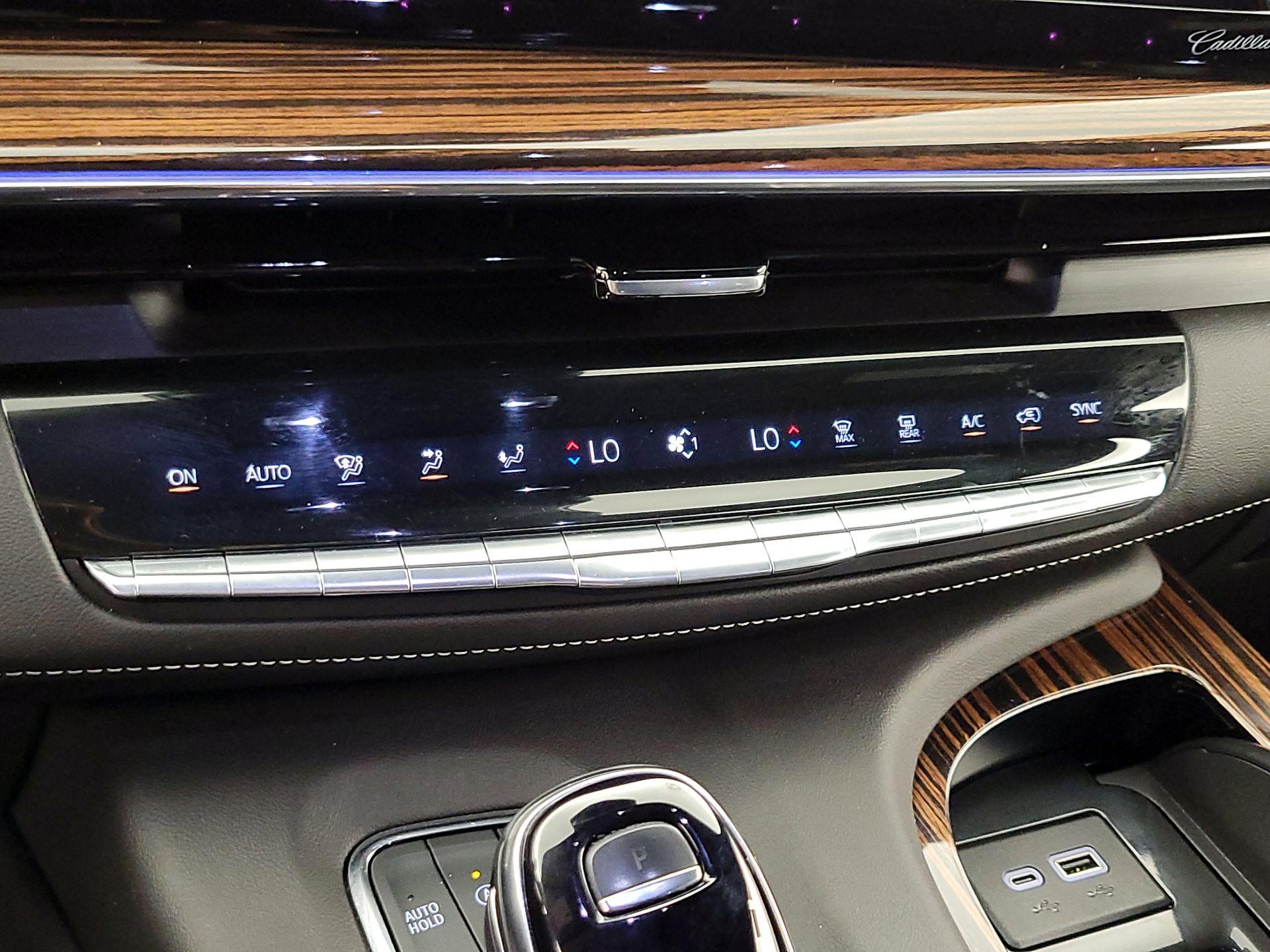 Thumbnail: 2024 Cadillac Escalade - 17