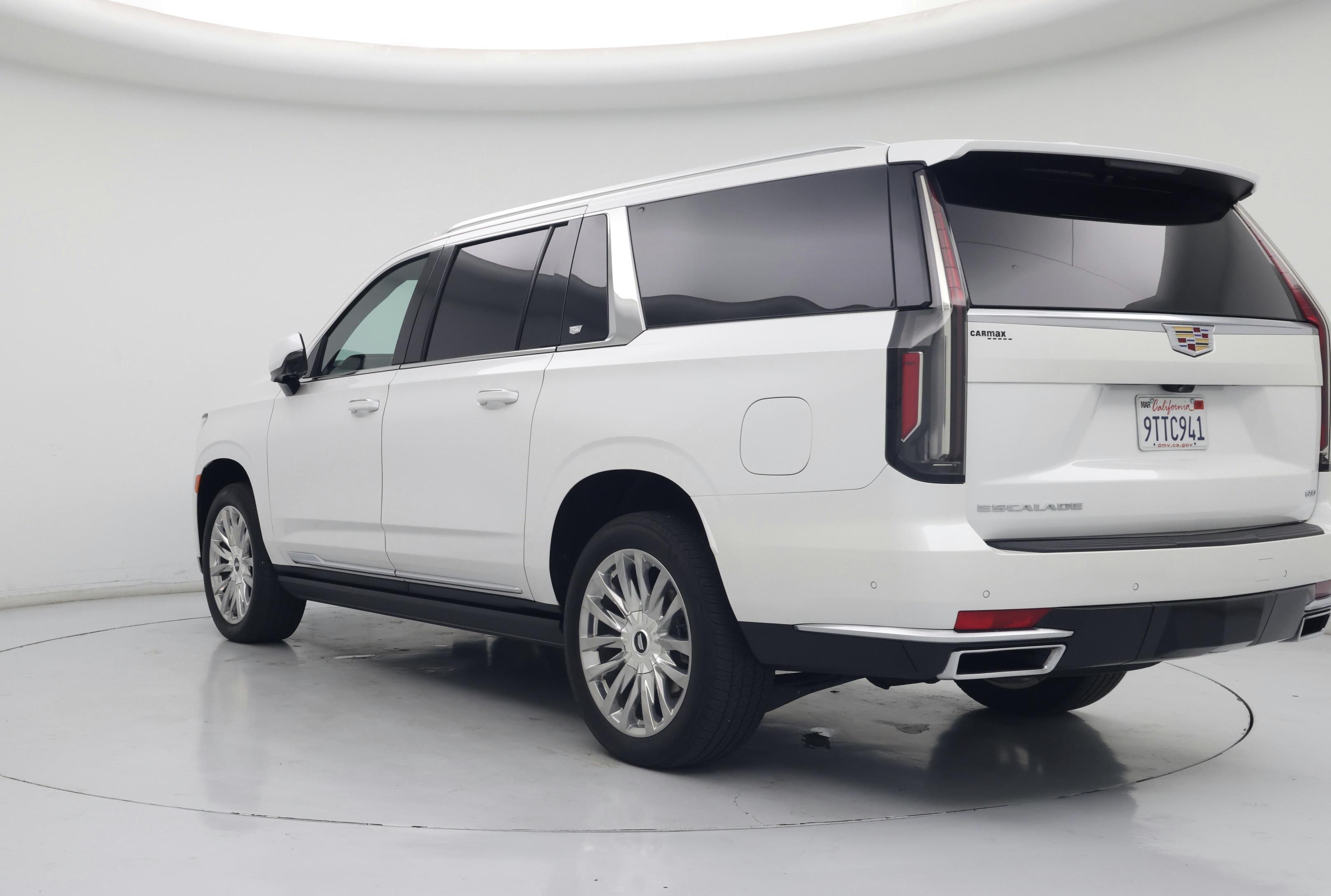 Thumbnail: 2024 Cadillac Escalade - 2