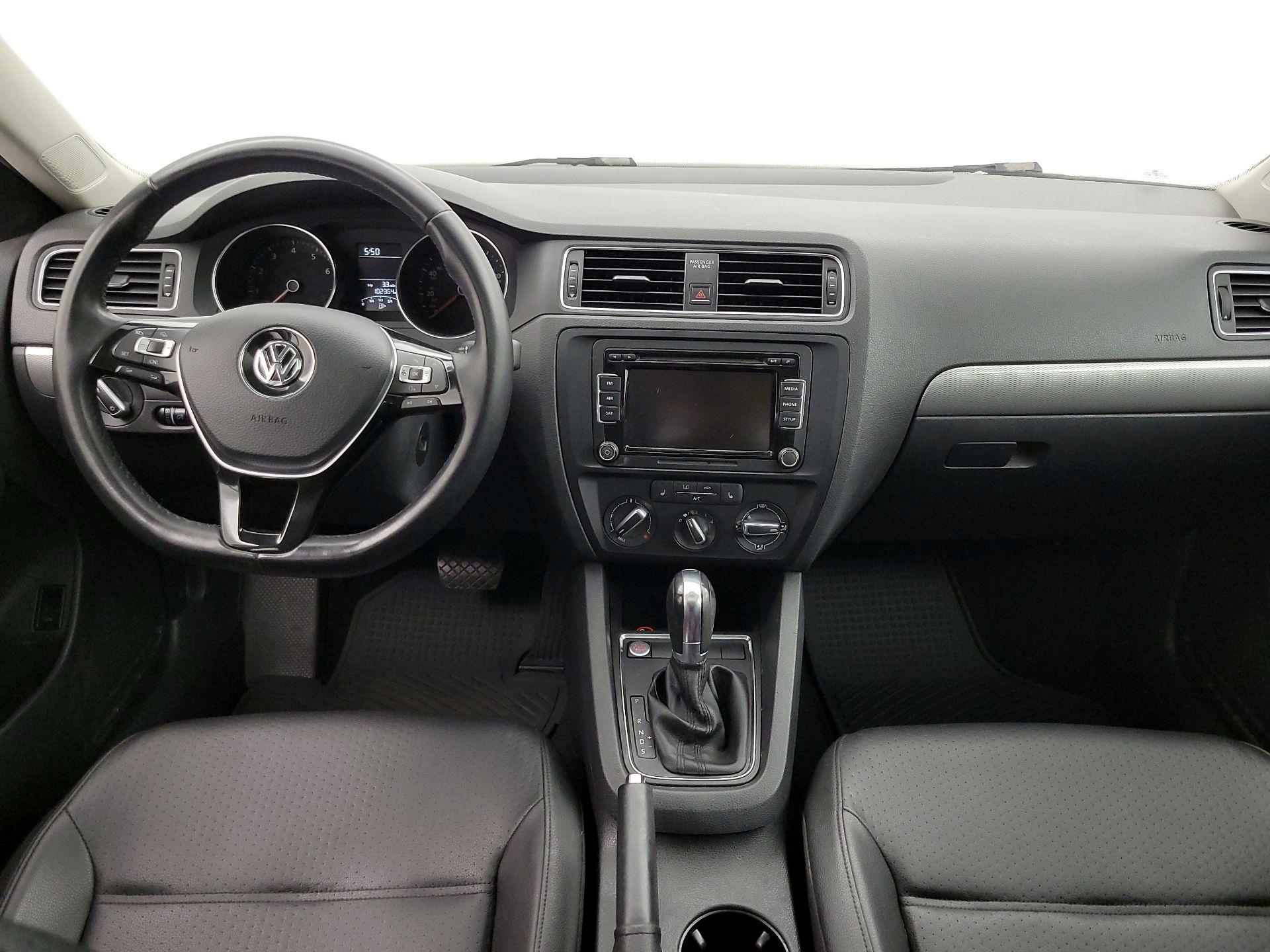 Thumbnail: 2015 Volkswagen Jetta - 9