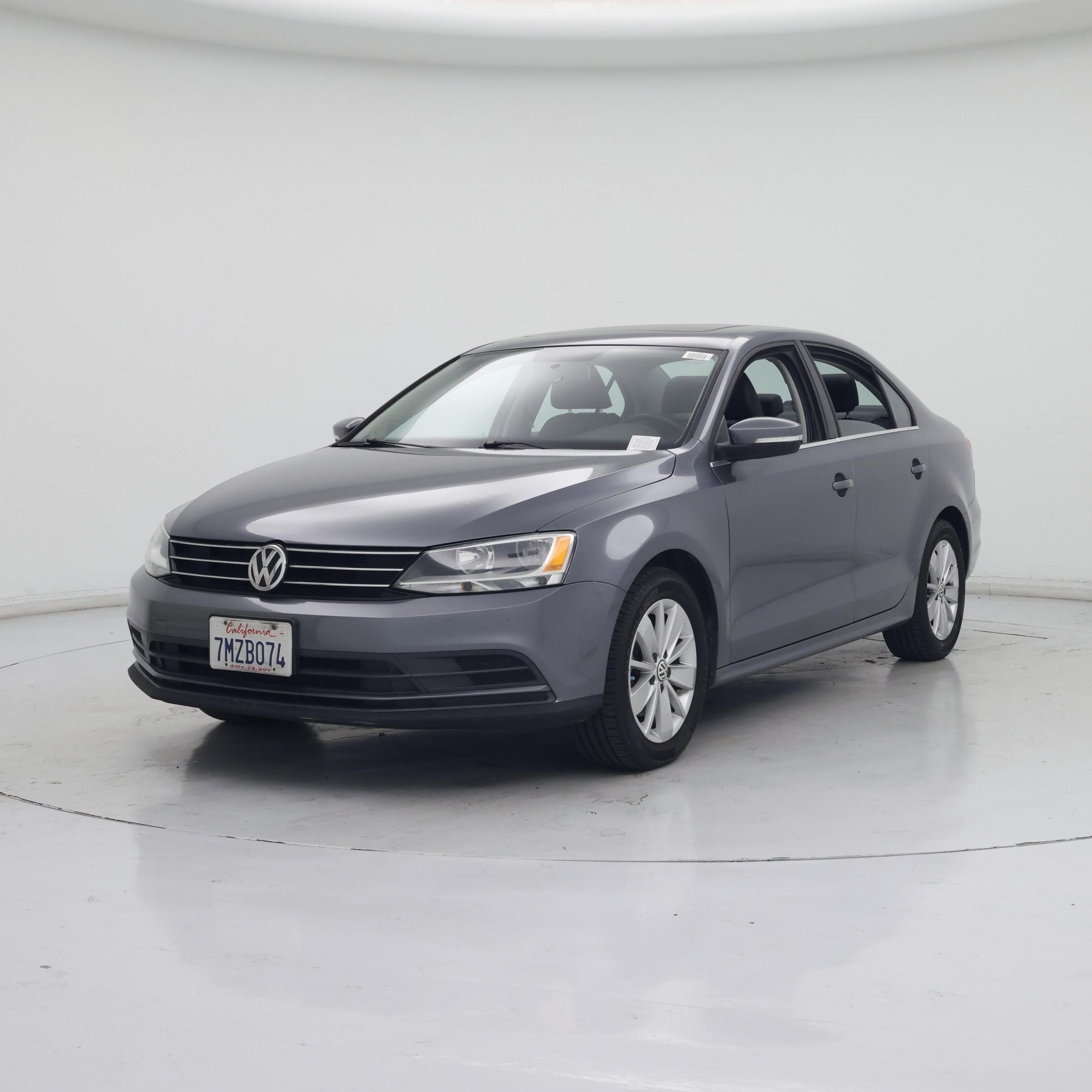 Thumbnail: 2015 Volkswagen Jetta - 4