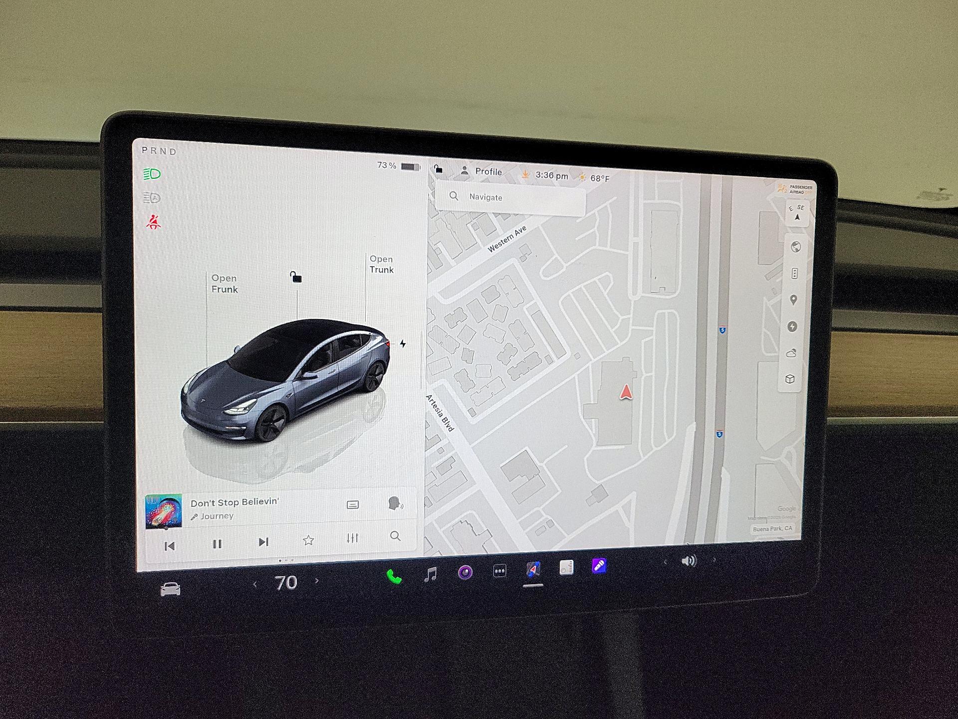 Thumbnail: 2022 Tesla Model 3 - 13