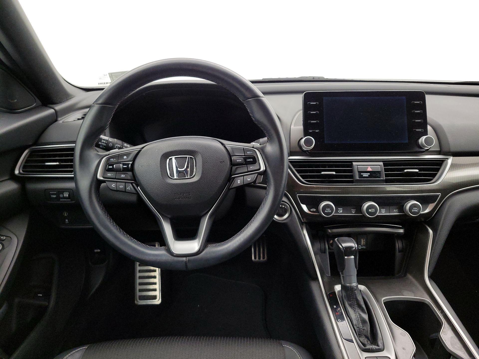 Thumbnail: 2018 Honda Accord - 10