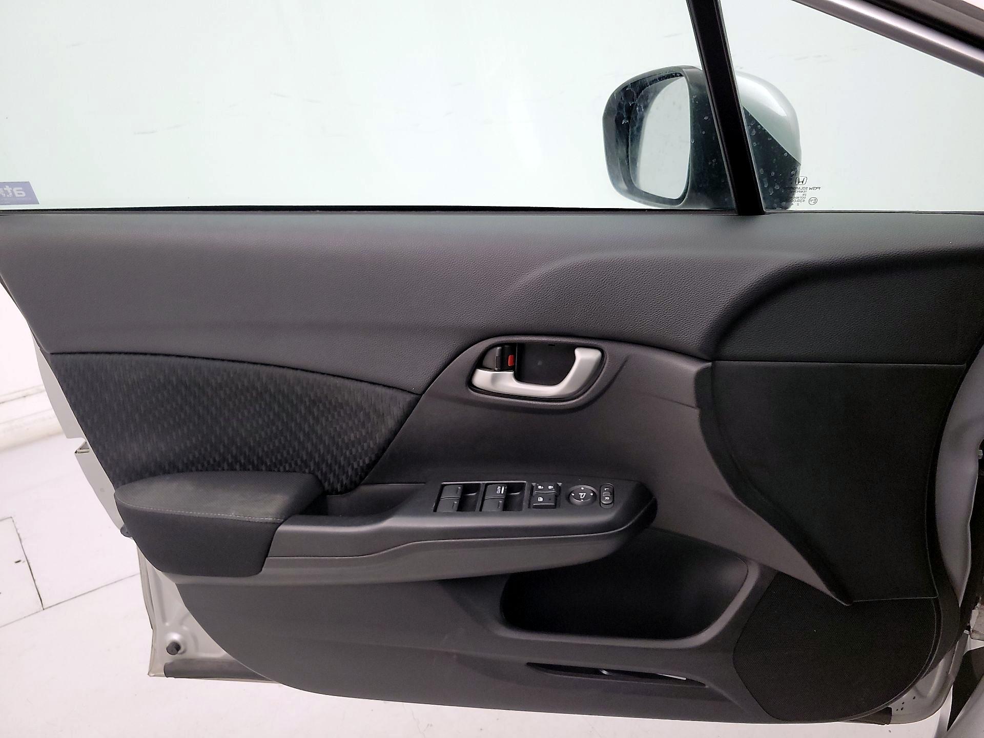 Thumbnail: 2015 Honda Civic - 12