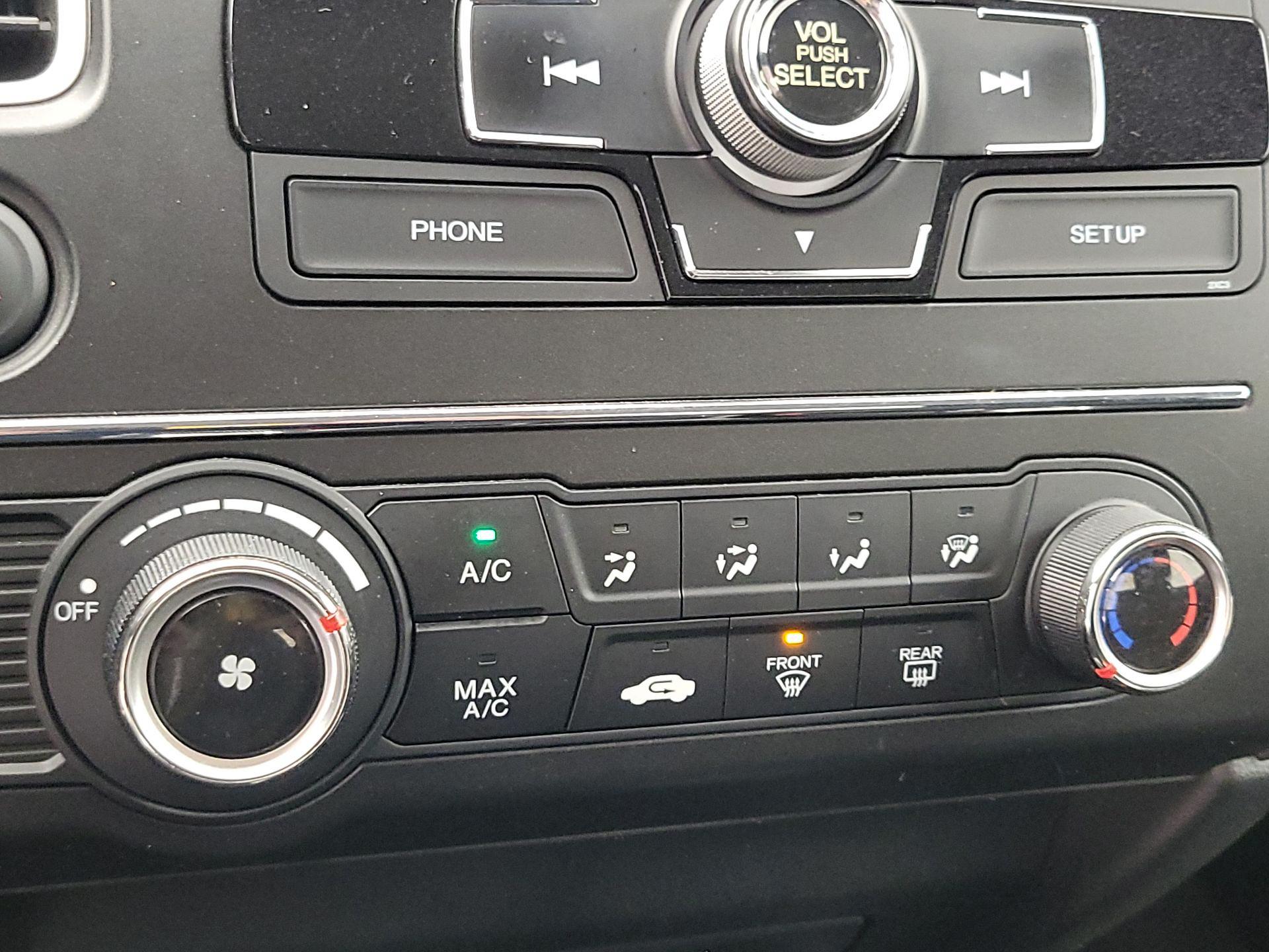 Thumbnail: 2015 Honda Civic - 16