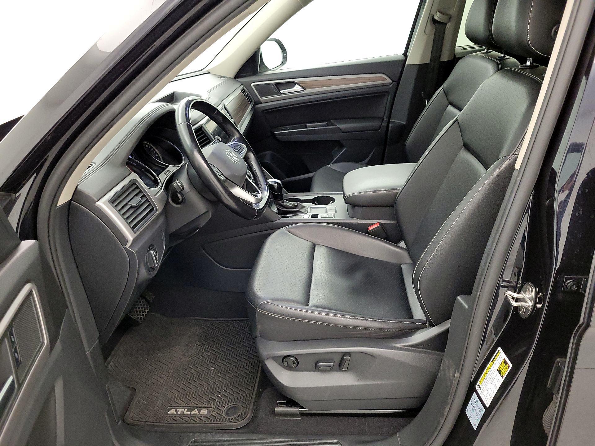 Thumbnail: 2021 Volkswagen Atlas - 11