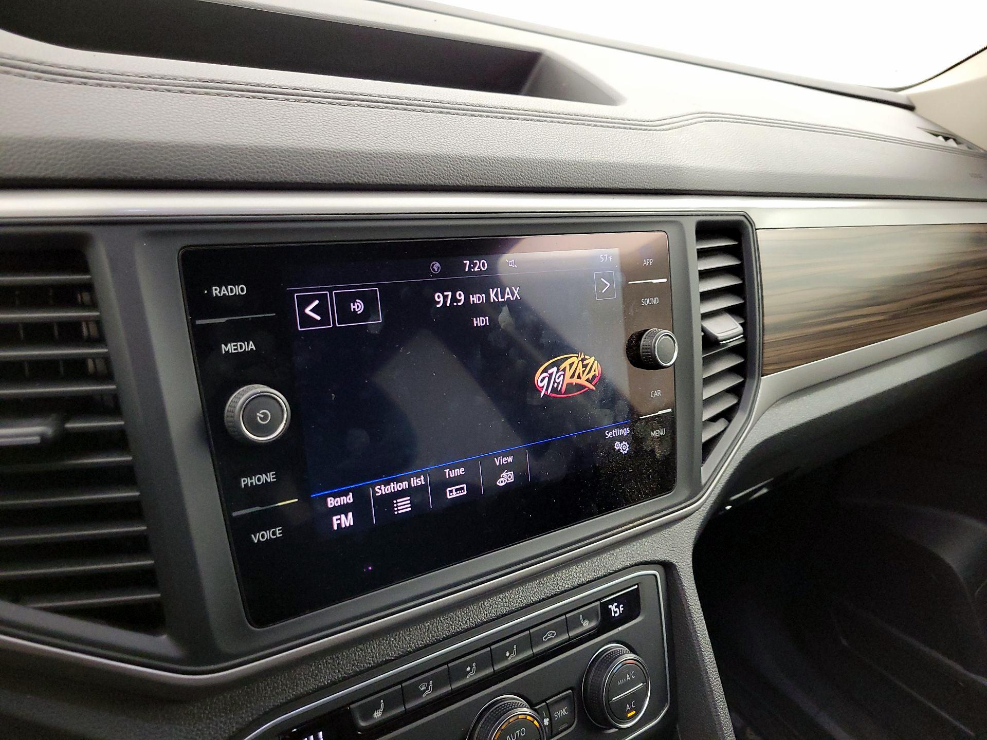 Thumbnail: 2021 Volkswagen Atlas - 15