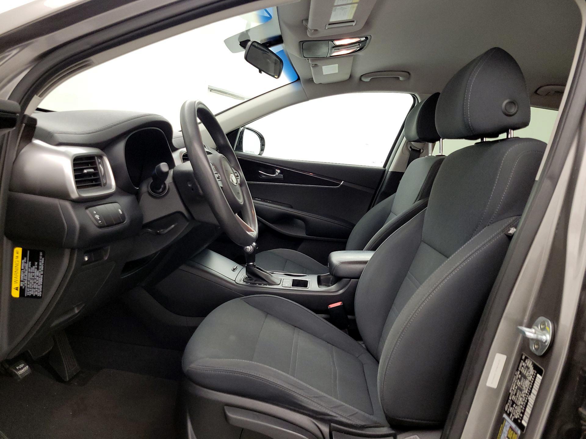 Thumbnail: 2018 Kia Sorento - 11