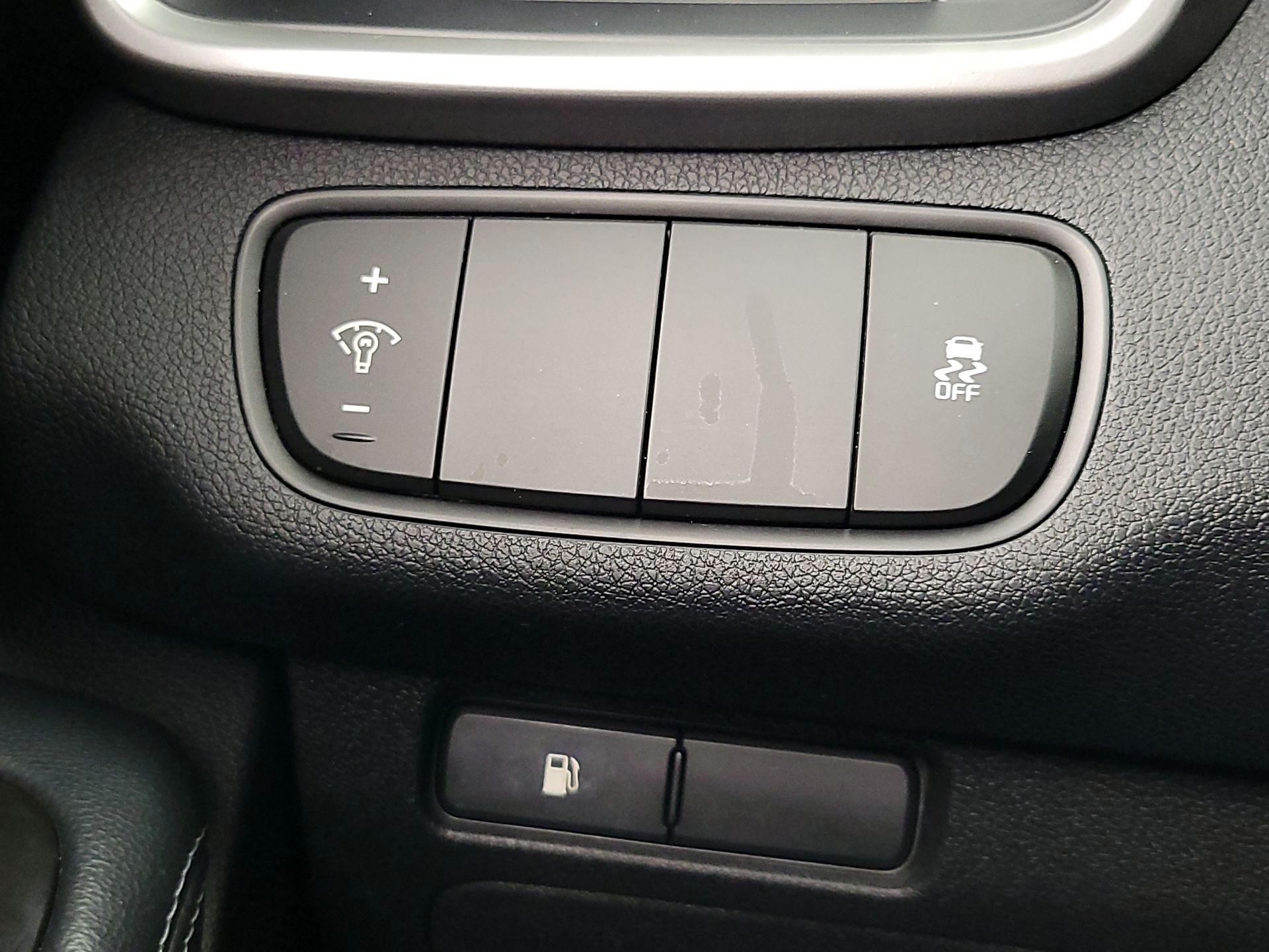 Thumbnail: 2018 Kia Sorento - 13