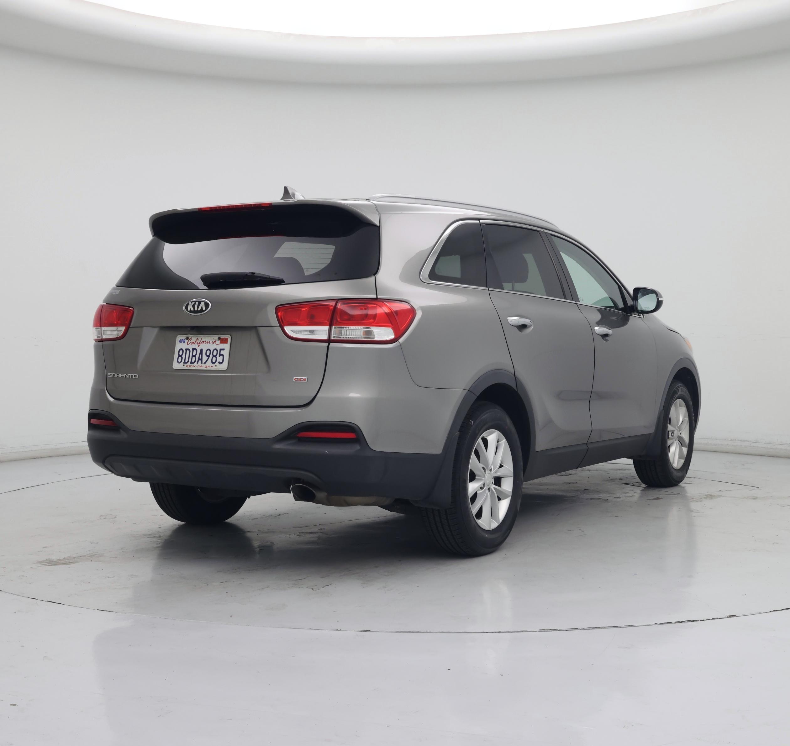 Thumbnail: 2018 Kia Sorento - 8