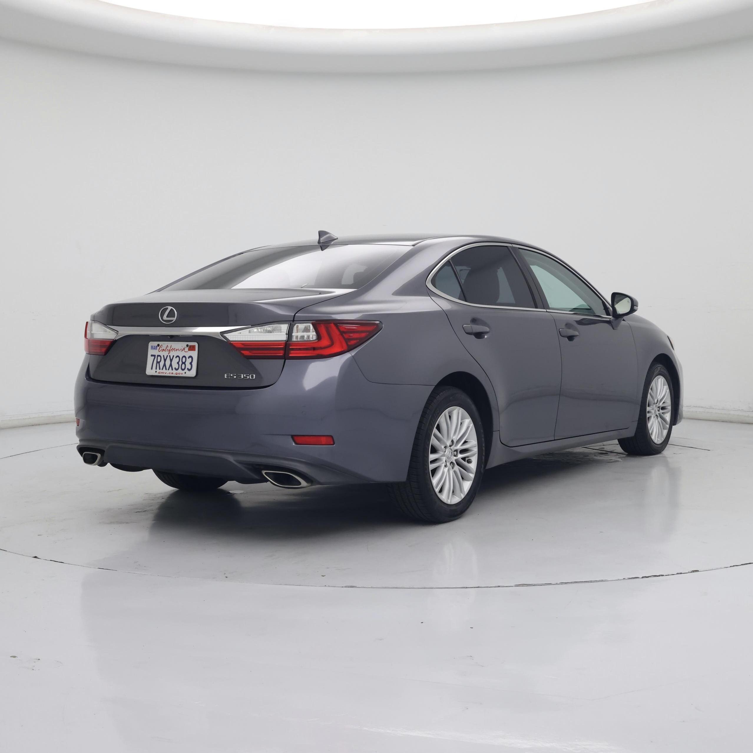 Thumbnail: 2016 Lexus ES - 8