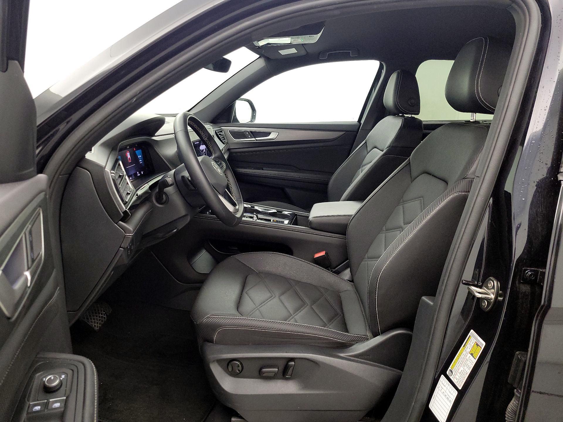 Thumbnail: 2025 Volkswagen Atlas - 11