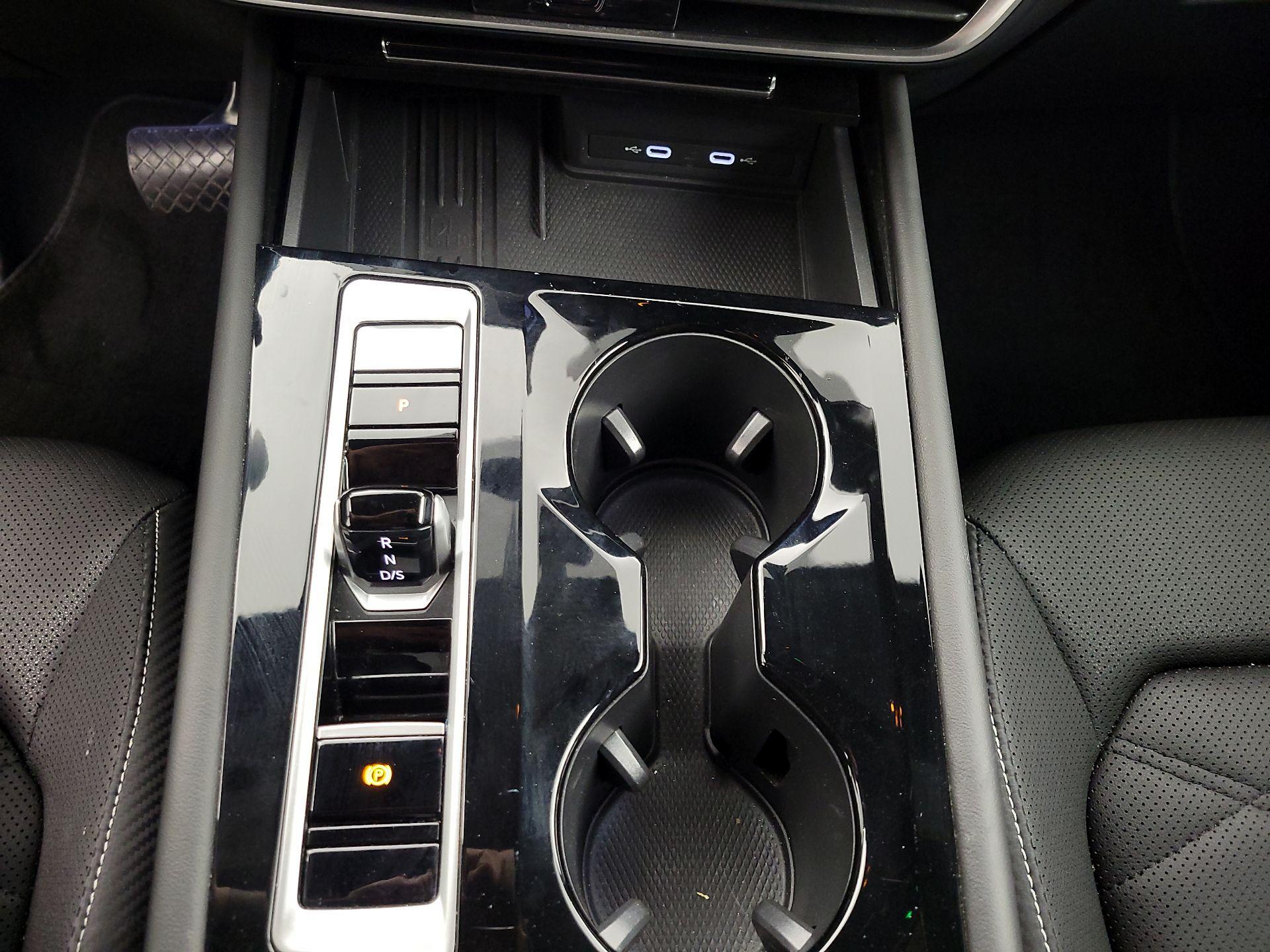 Thumbnail: 2025 Volkswagen Atlas - 17