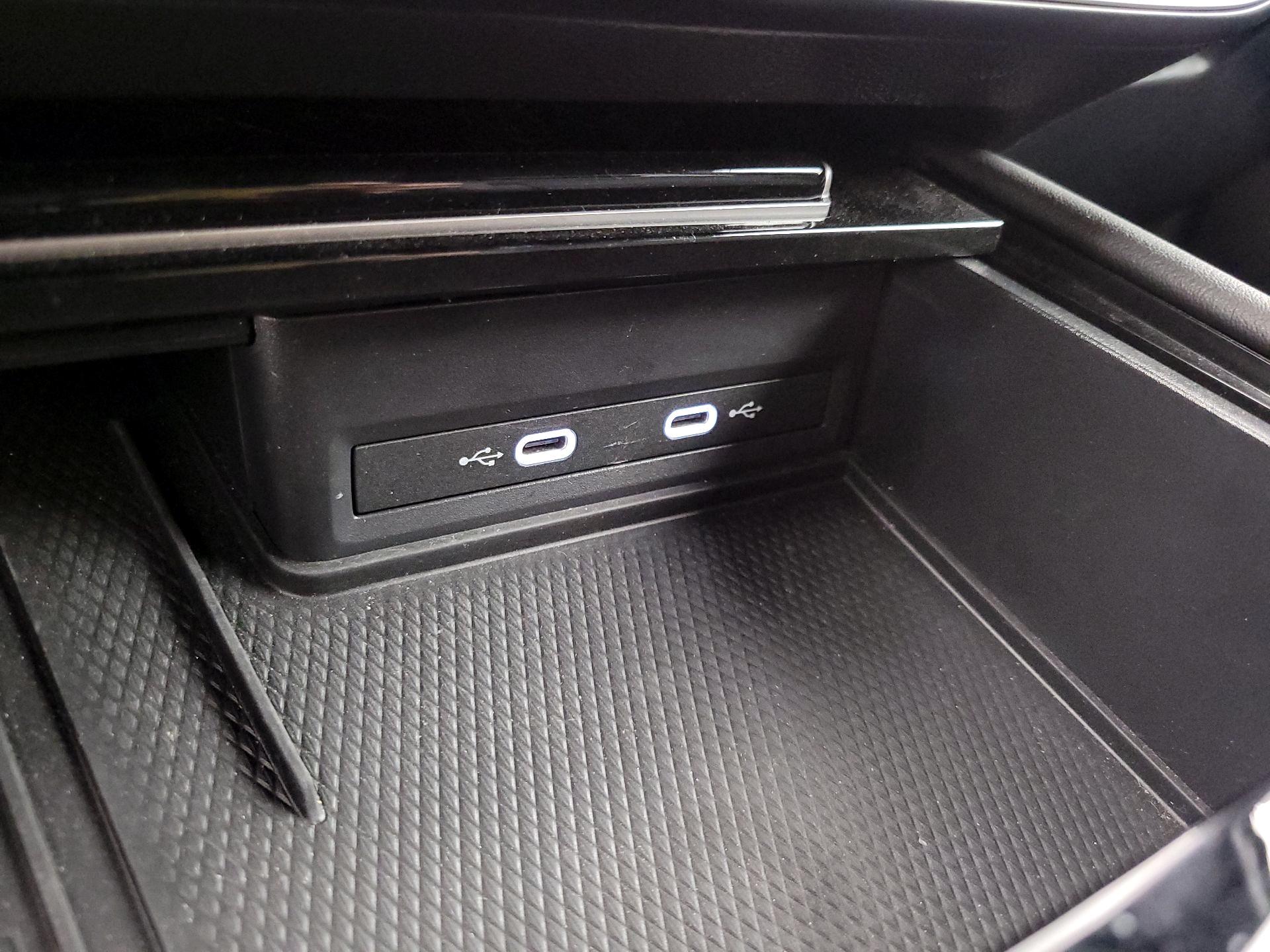 Thumbnail: 2025 Volkswagen Atlas - 18