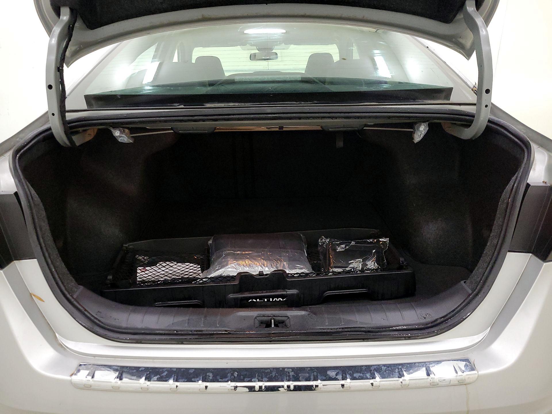 Thumbnail: 2023 Nissan Altima - 20