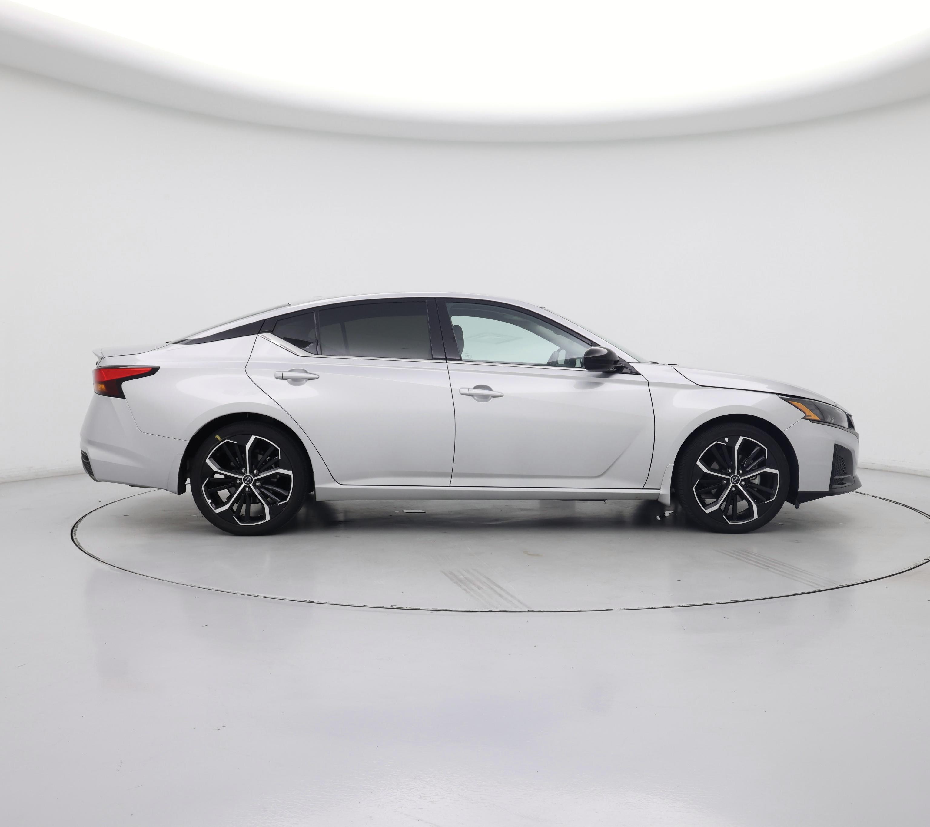 Thumbnail: 2023 Nissan Altima - 7