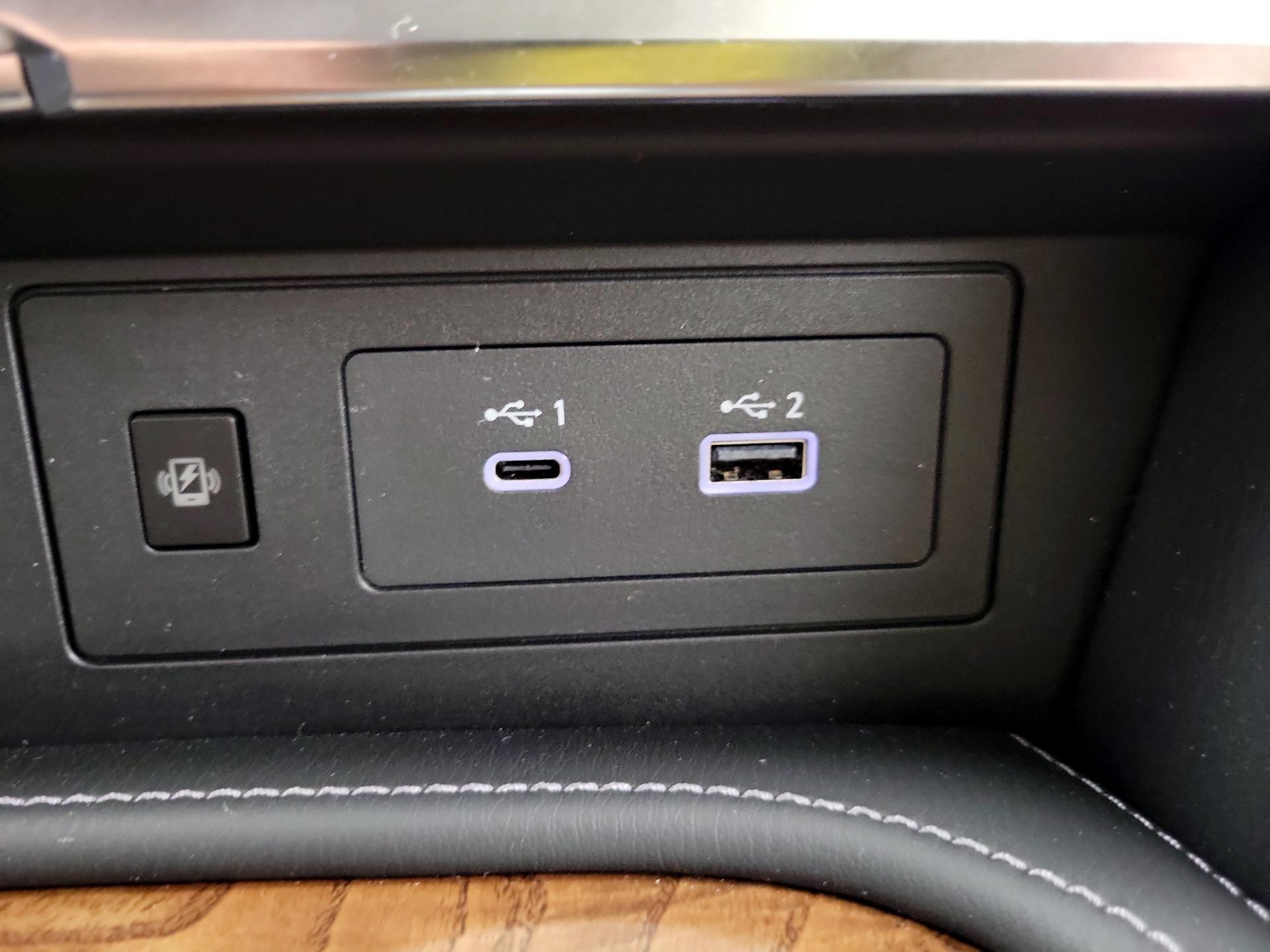 Thumbnail: 2024 Nissan Armada - 19