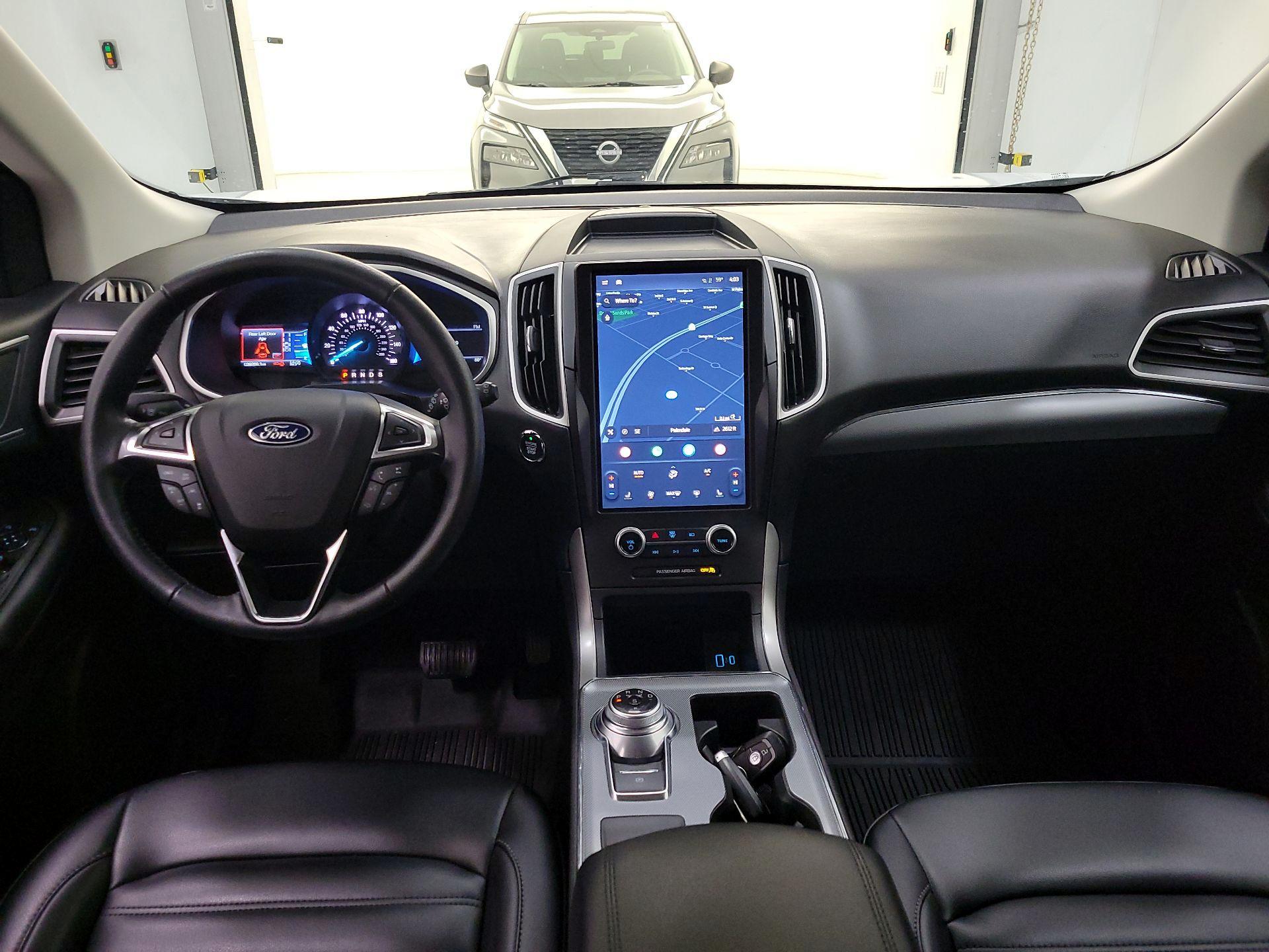 Thumbnail: 2021 Ford Edge - 9