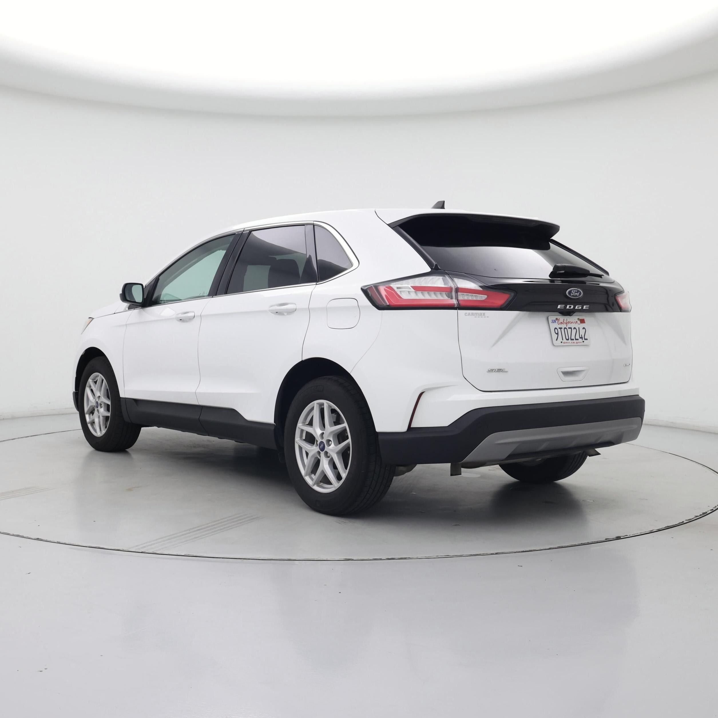 Thumbnail: 2021 Ford Edge - 2