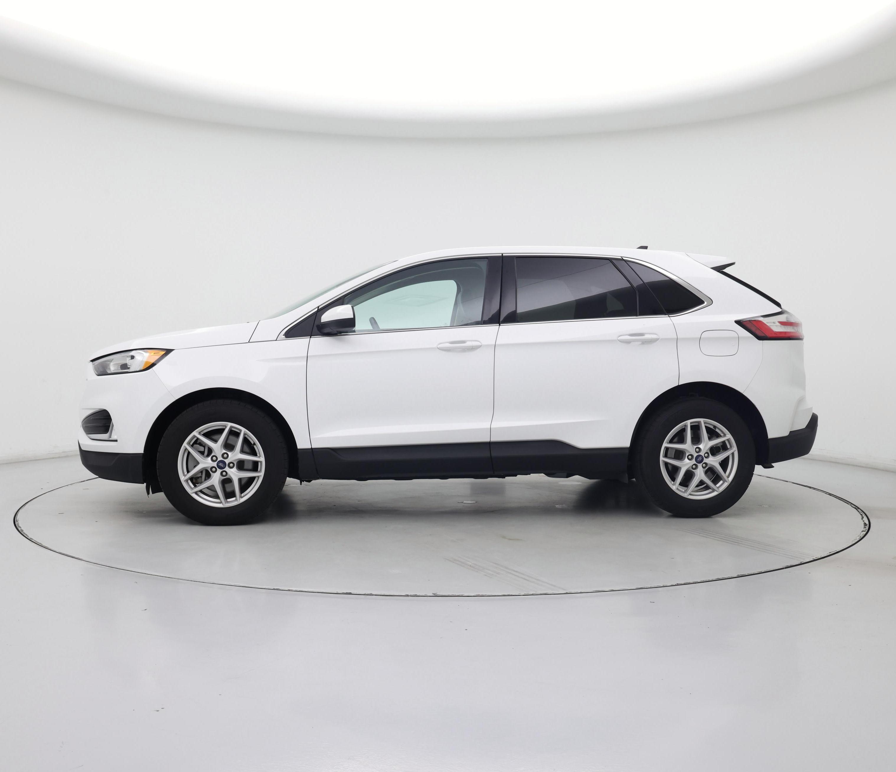 Thumbnail: 2021 Ford Edge - 3