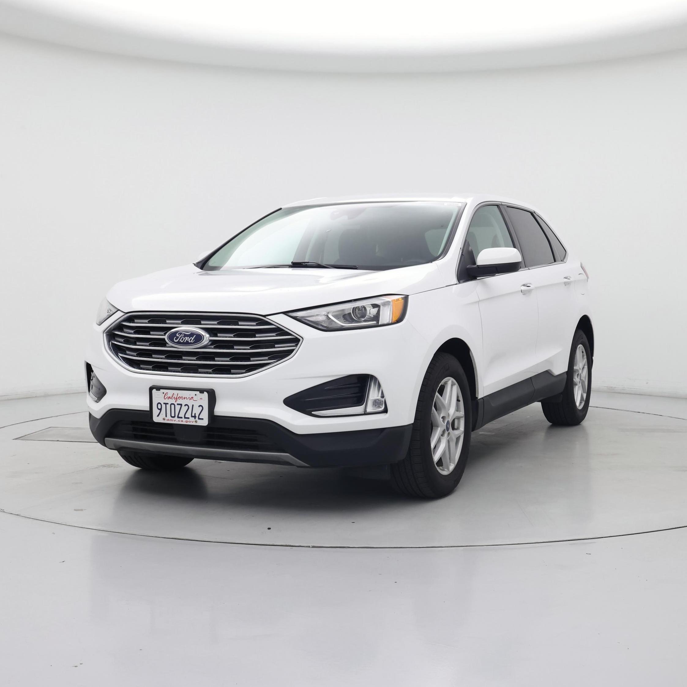 Thumbnail: 2021 Ford Edge - 4