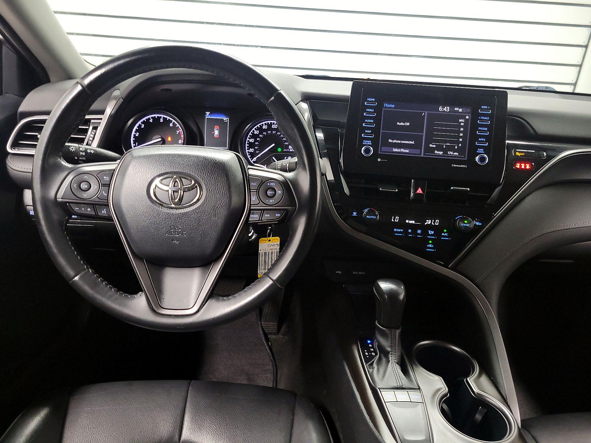 Thumbnail: 2022 Toyota Camry - 9