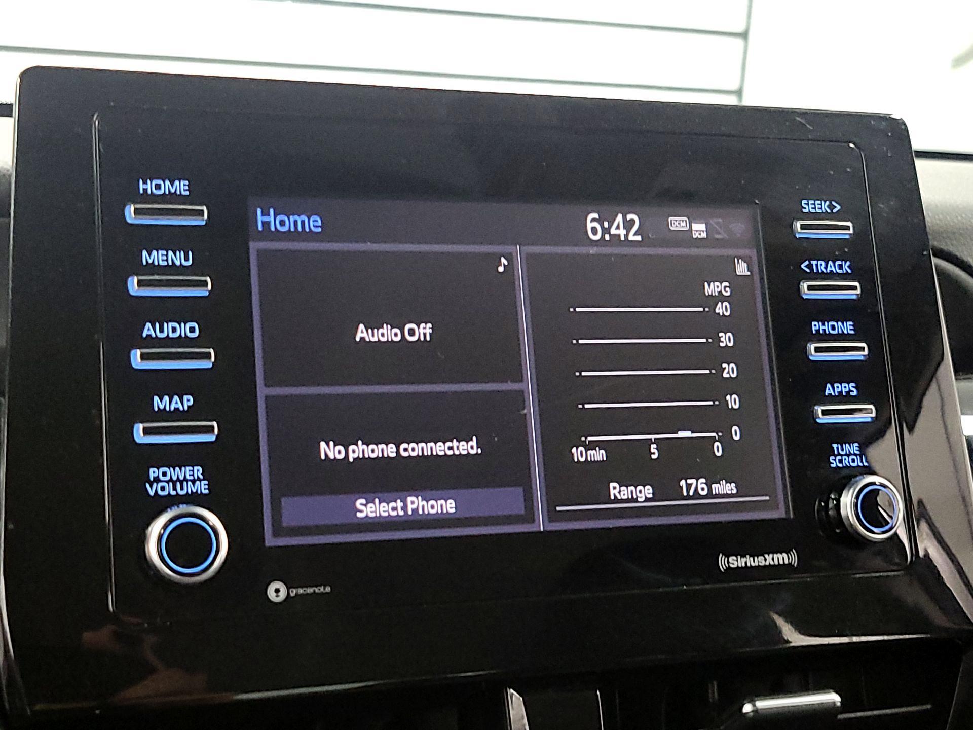 Thumbnail: 2022 Toyota Camry - 14