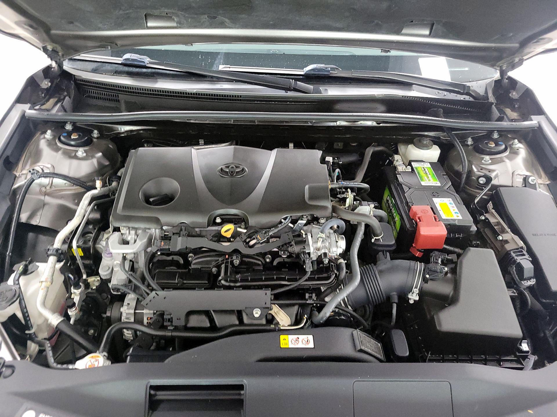 Thumbnail: 2022 Toyota Camry - 19