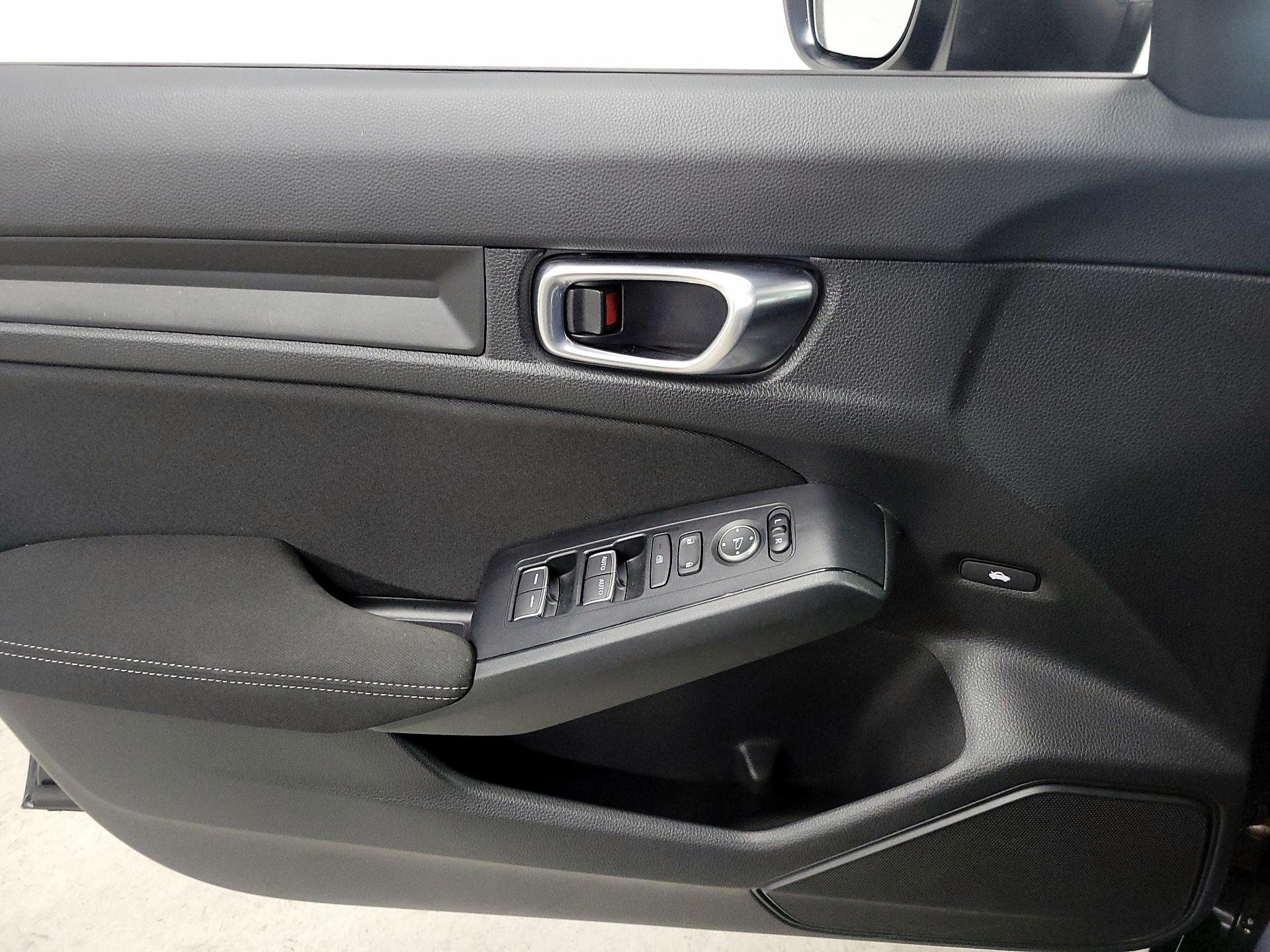 Thumbnail: 2023 Honda Civic - 12