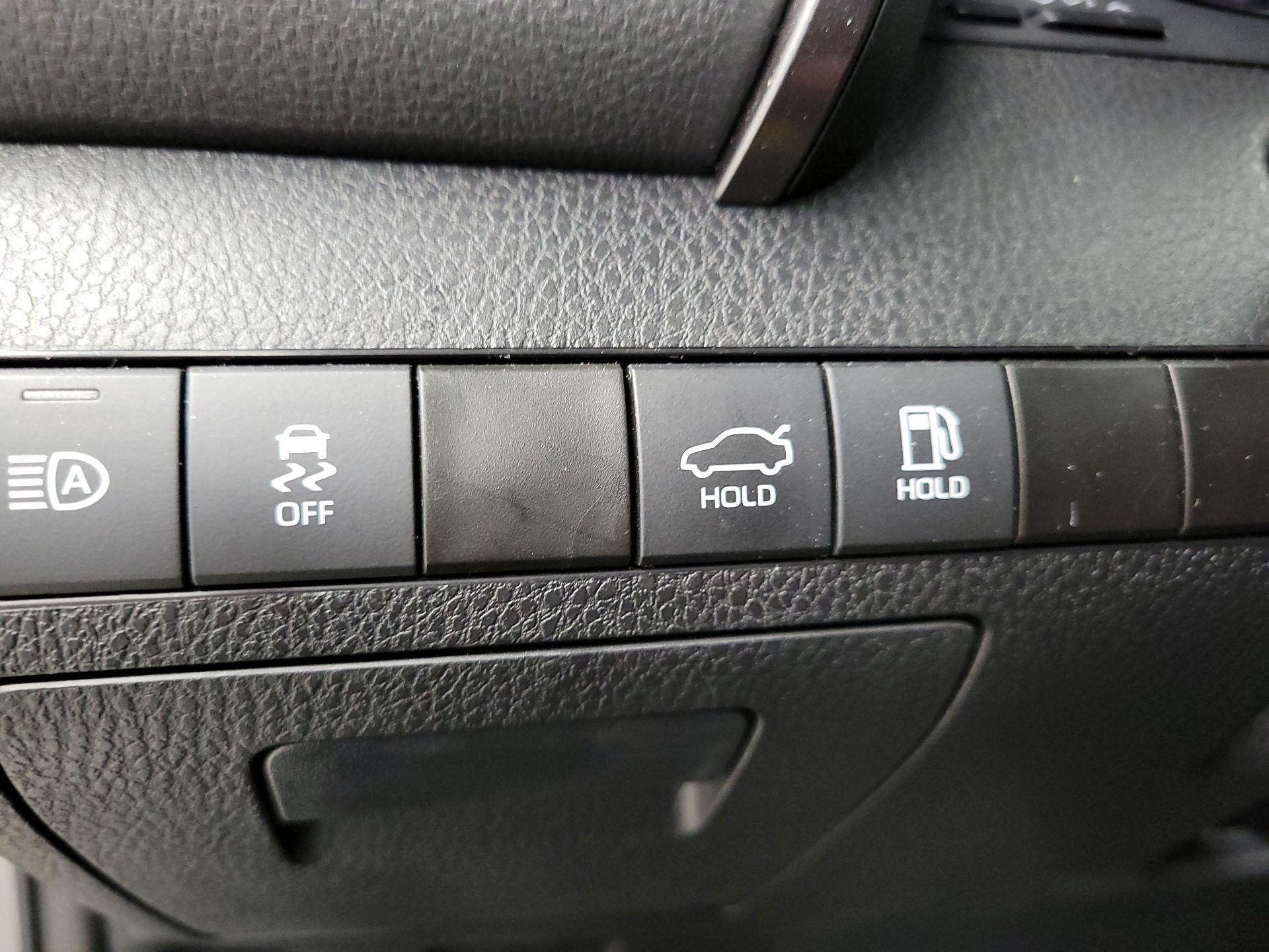 Thumbnail: 2023 Toyota Camry - 13