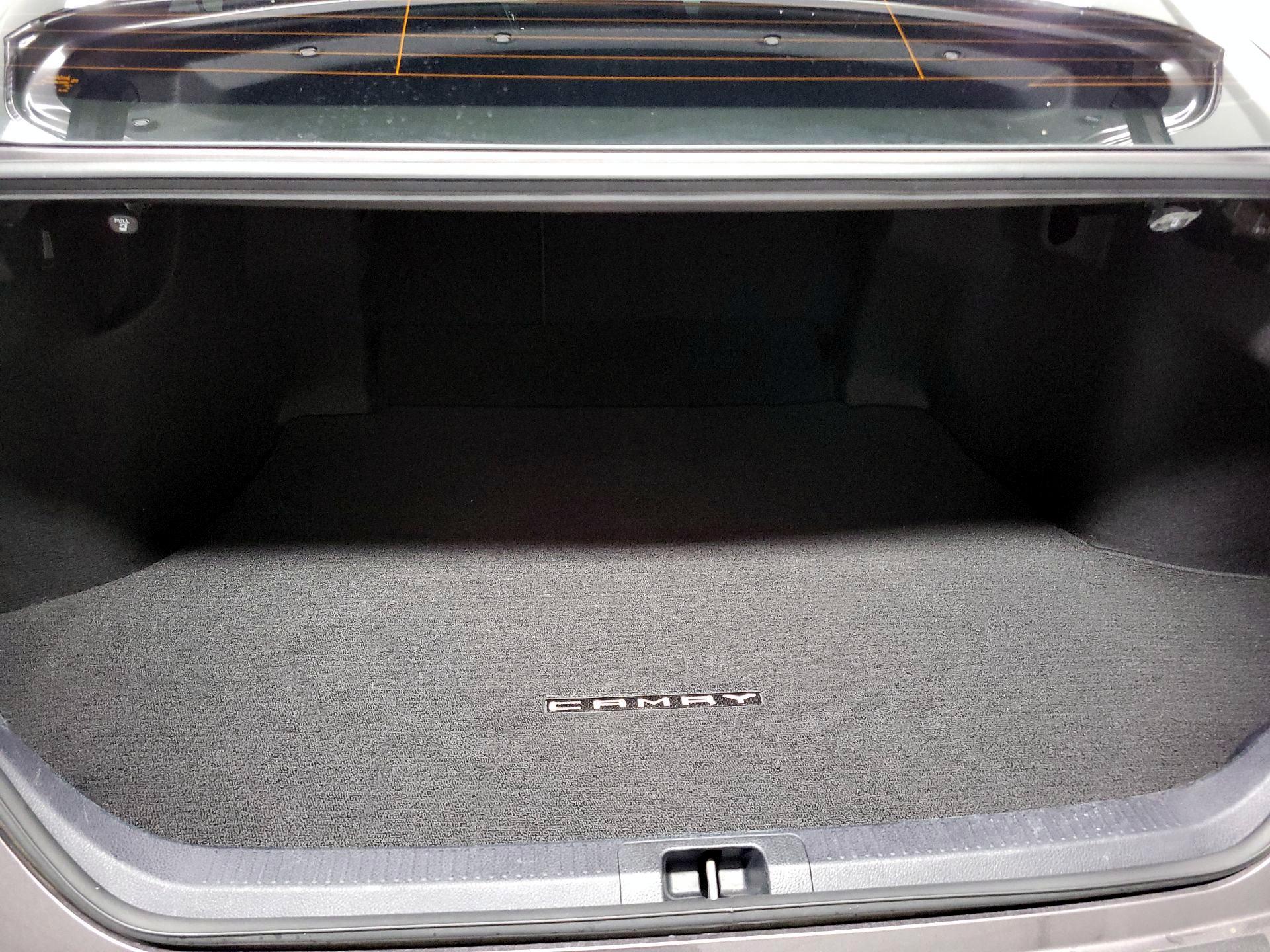 Thumbnail: 2023 Toyota Camry - 20