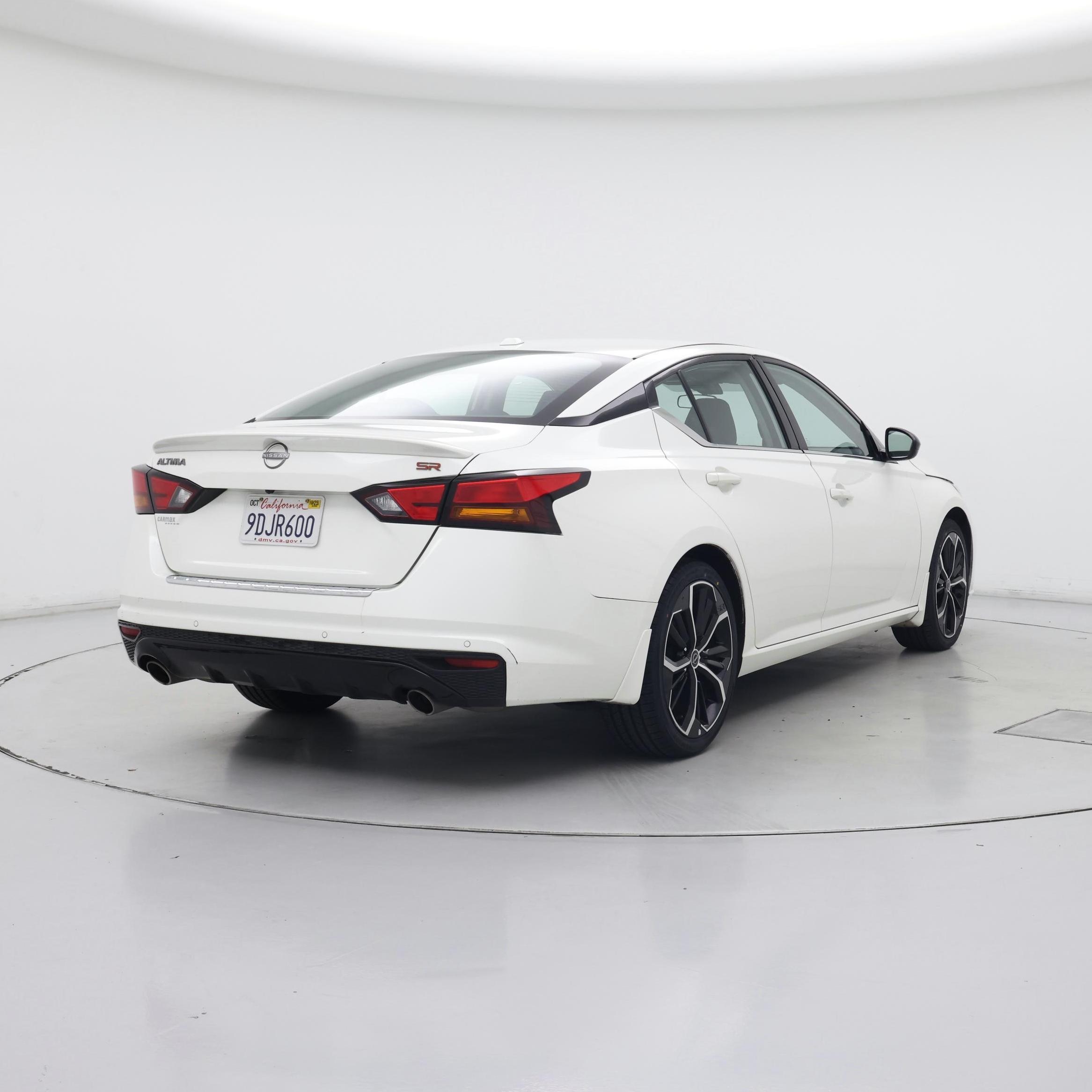 Thumbnail: 2023 Nissan Altima - 8