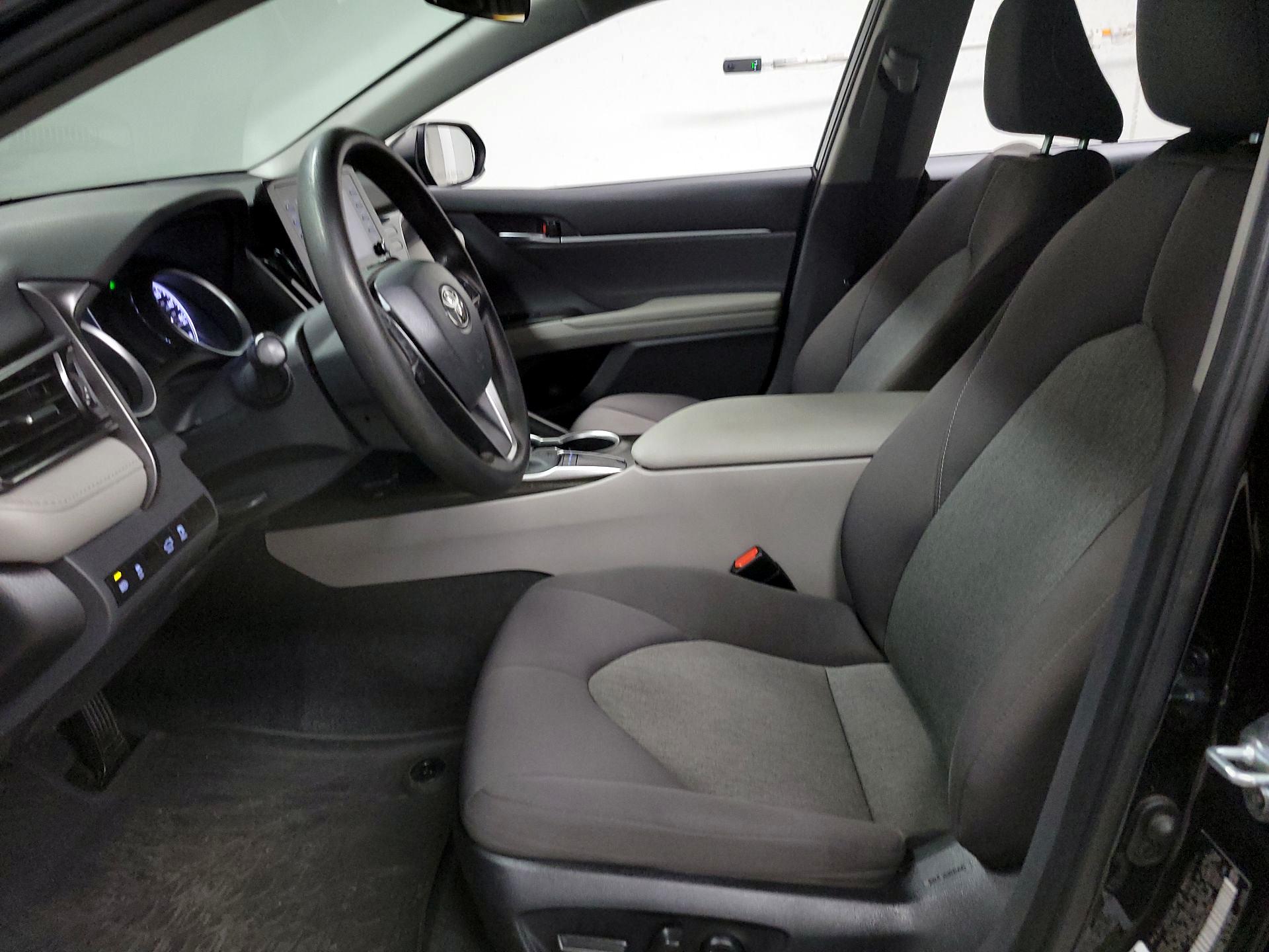 Thumbnail: 2023 Toyota Camry - 11