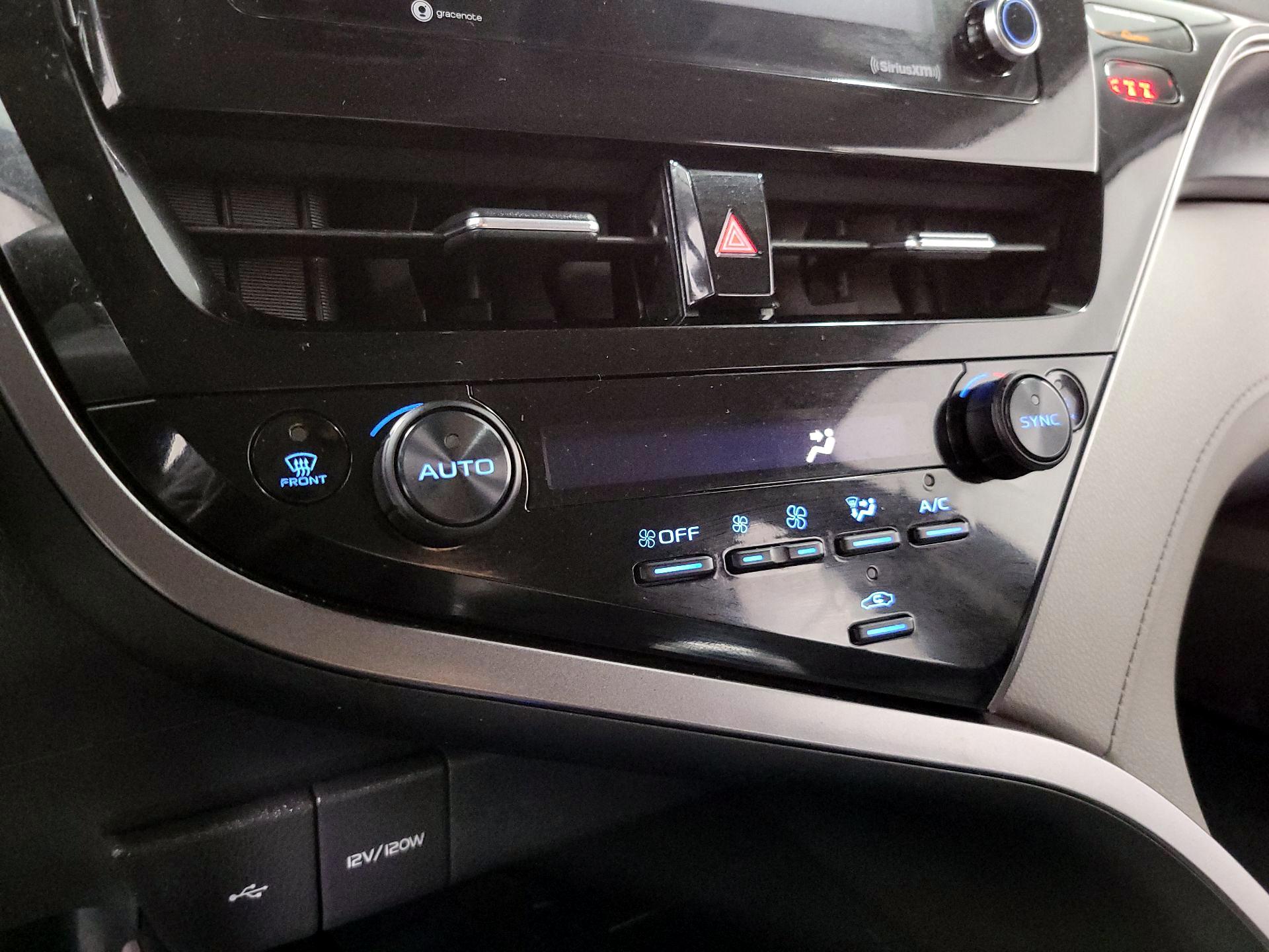 Thumbnail: 2023 Toyota Camry - 16