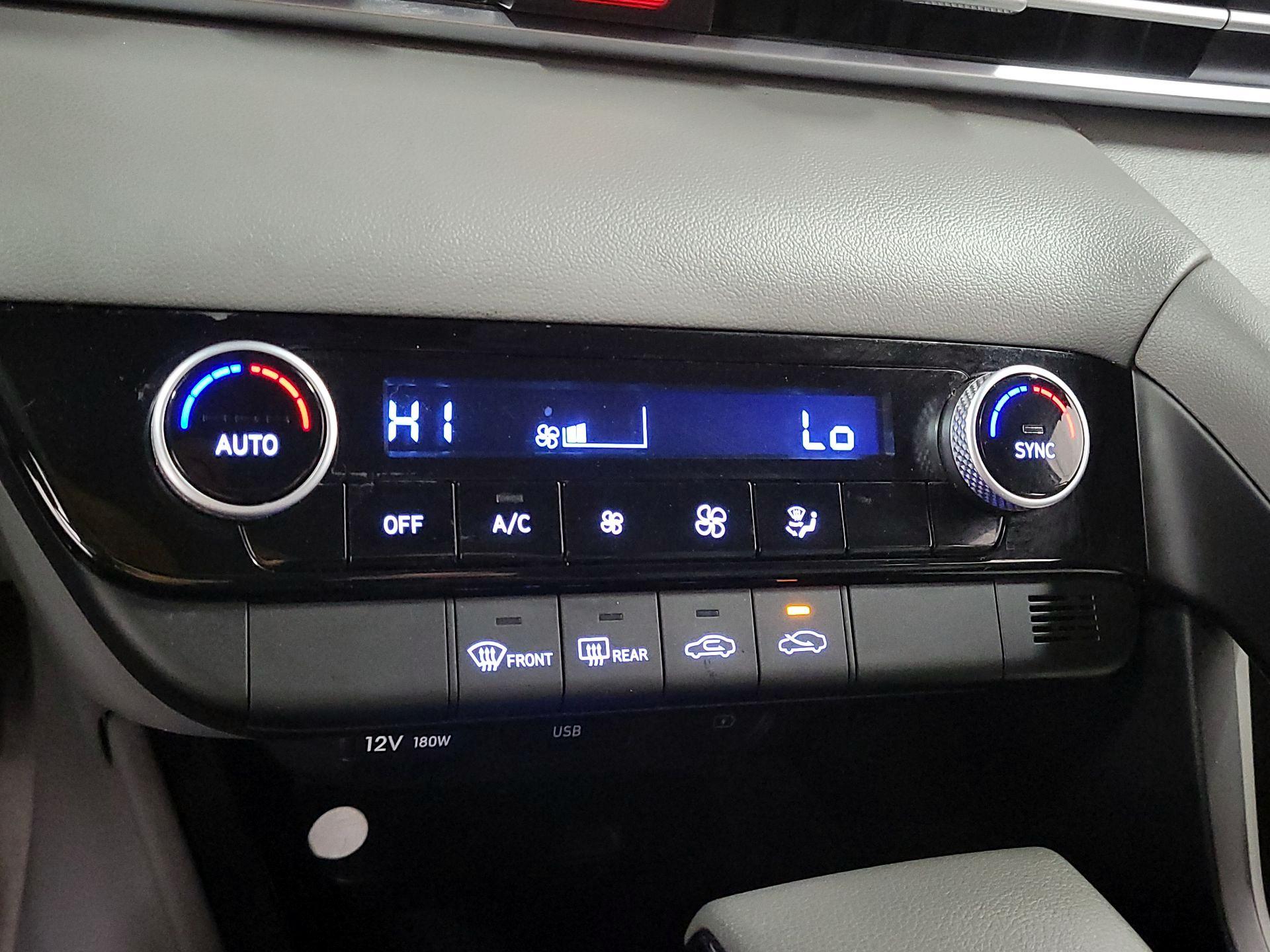 Thumbnail: 2023 Hyundai Elantra - 15