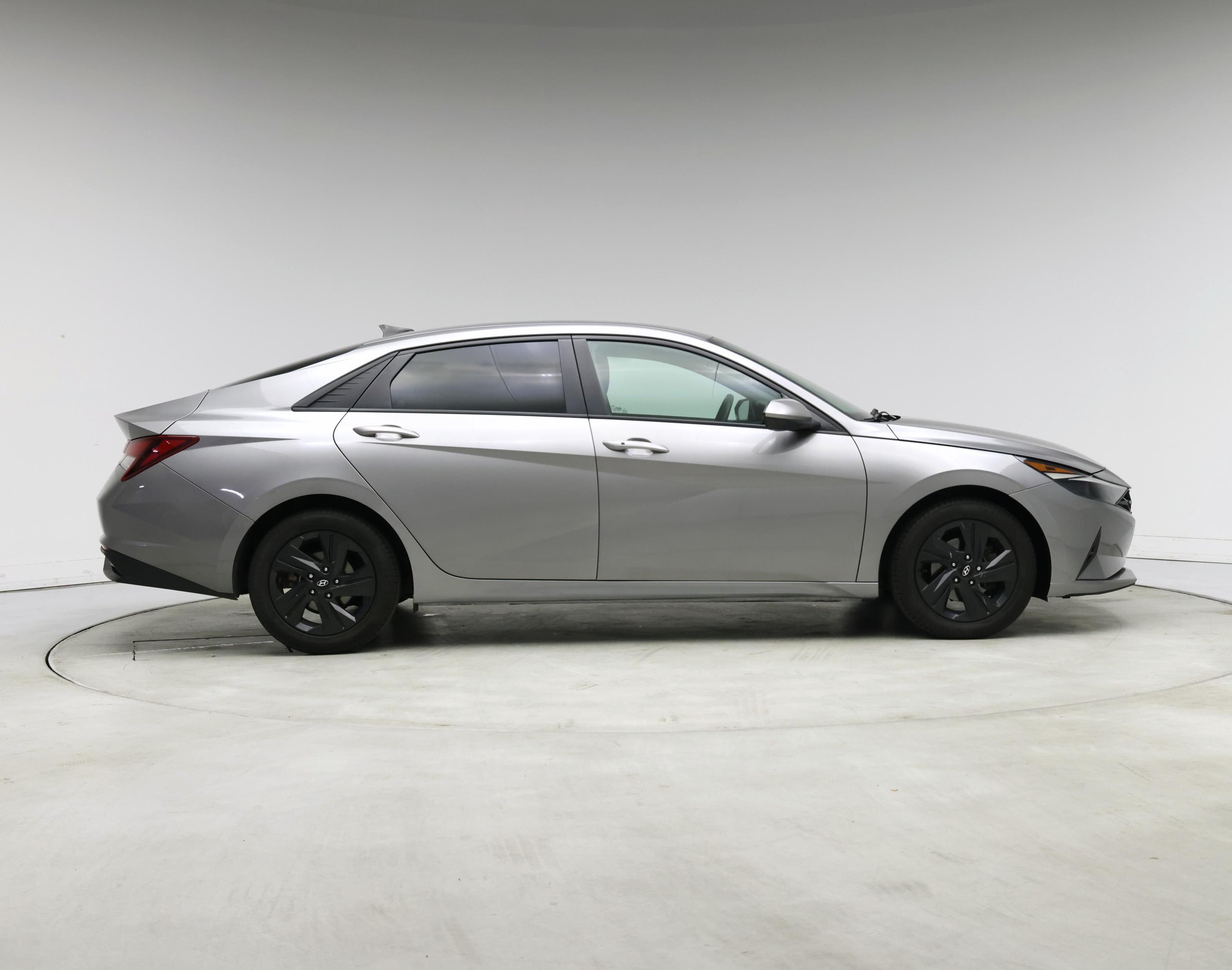 Thumbnail: 2023 Hyundai Elantra - 7