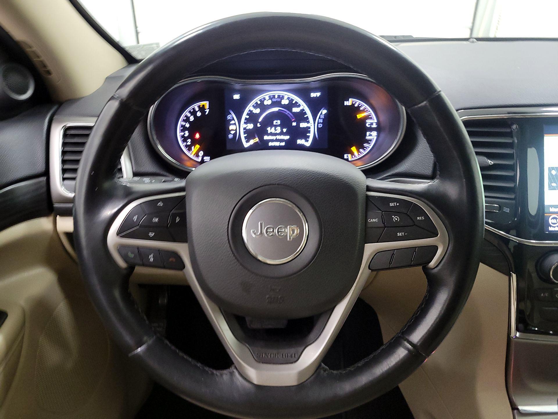 Thumbnail: 2022 Jeep Grand Cherokee - 10