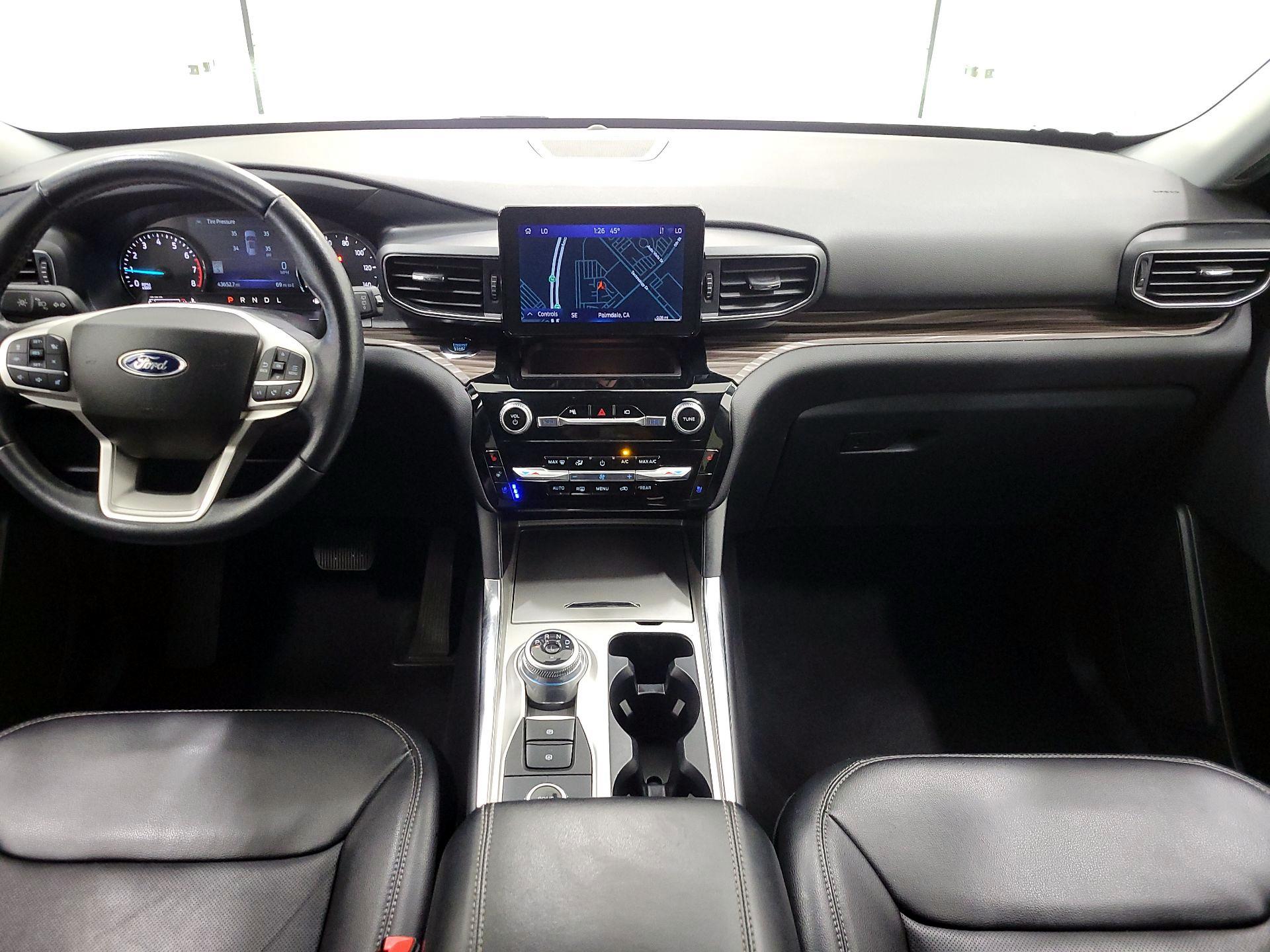 Thumbnail: 2023 Ford Explorer - 9