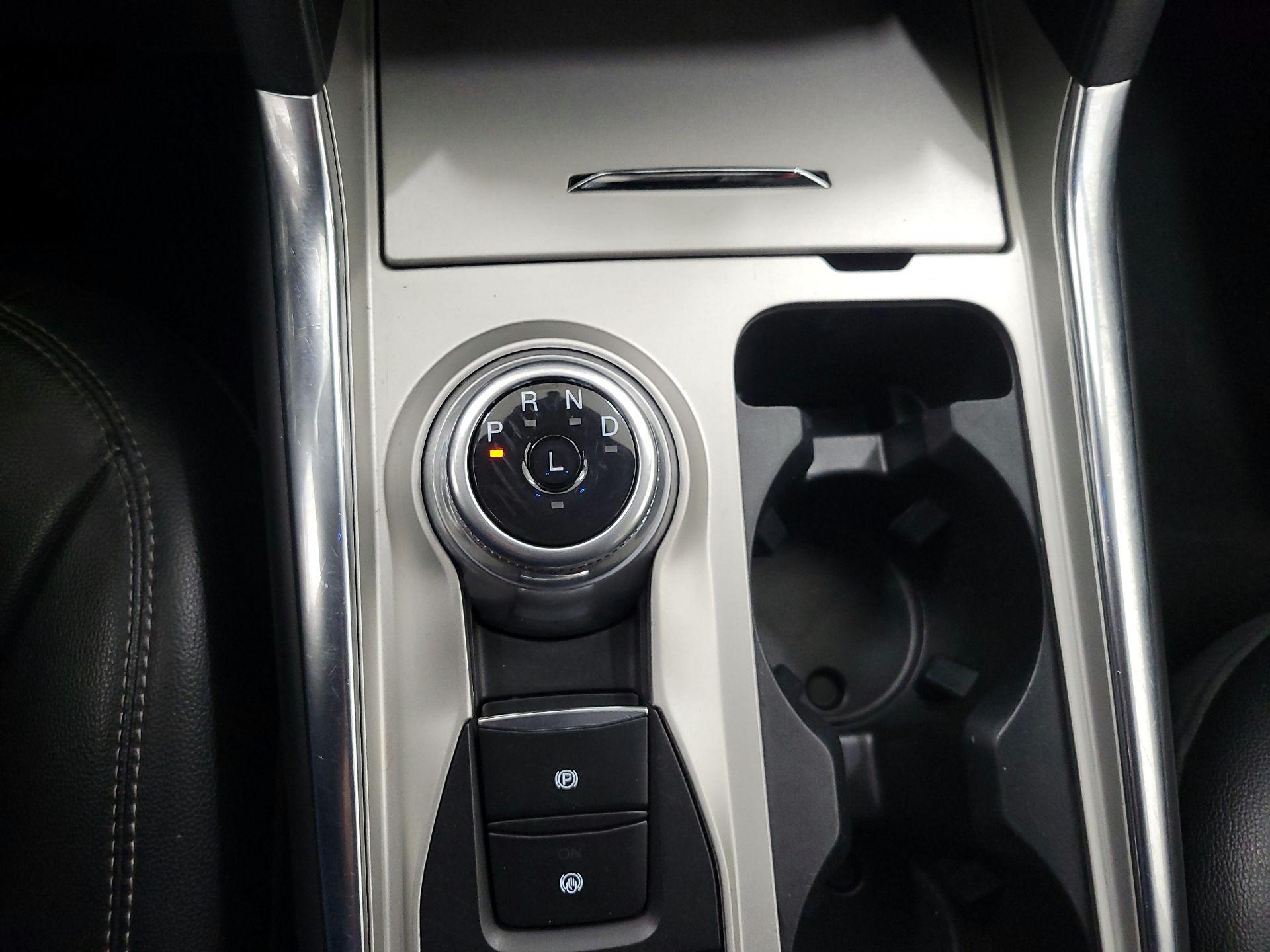 Thumbnail: 2023 Ford Explorer - 18