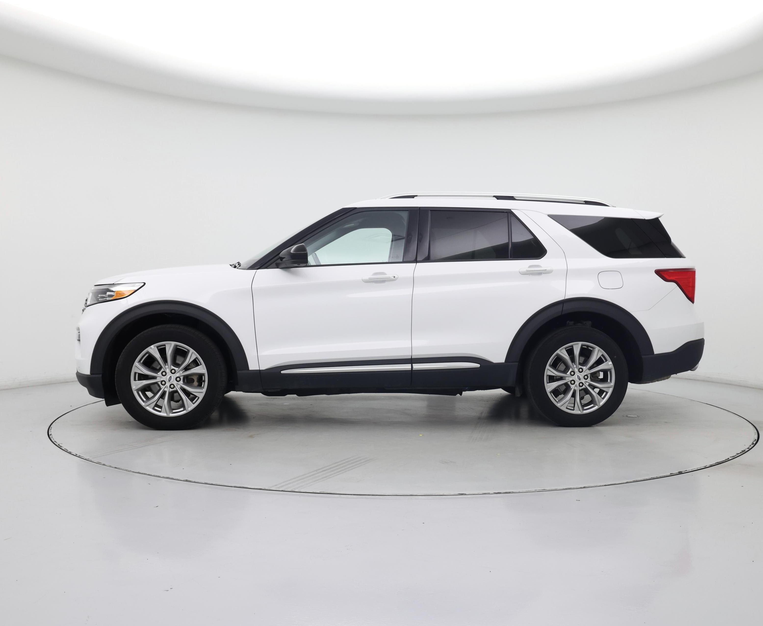 Thumbnail: 2023 Ford Explorer - 3