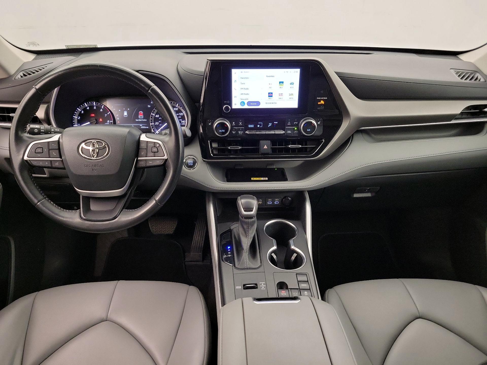 Thumbnail: 2023 Toyota Highlander - 9