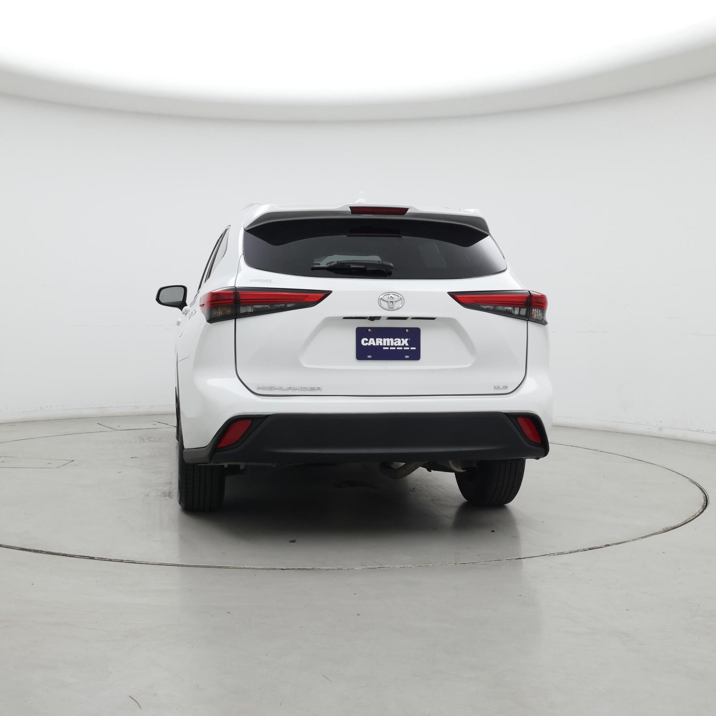 Thumbnail: 2023 Toyota Highlander - 6