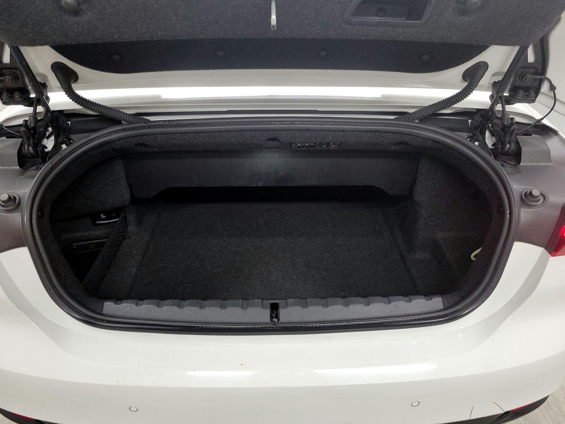 Thumbnail: 2024 BMW 4 Series - 15