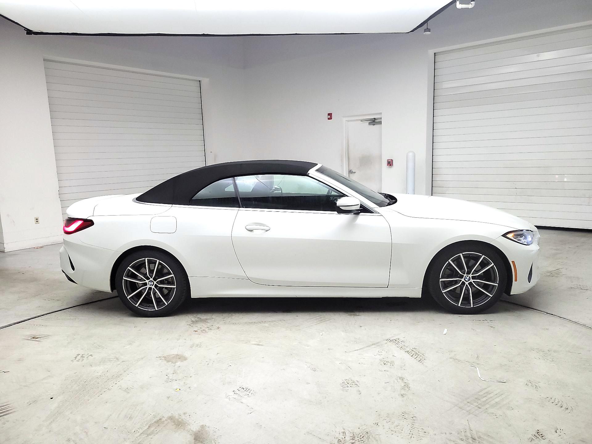 Thumbnail: 2024 BMW 4 Series - 4