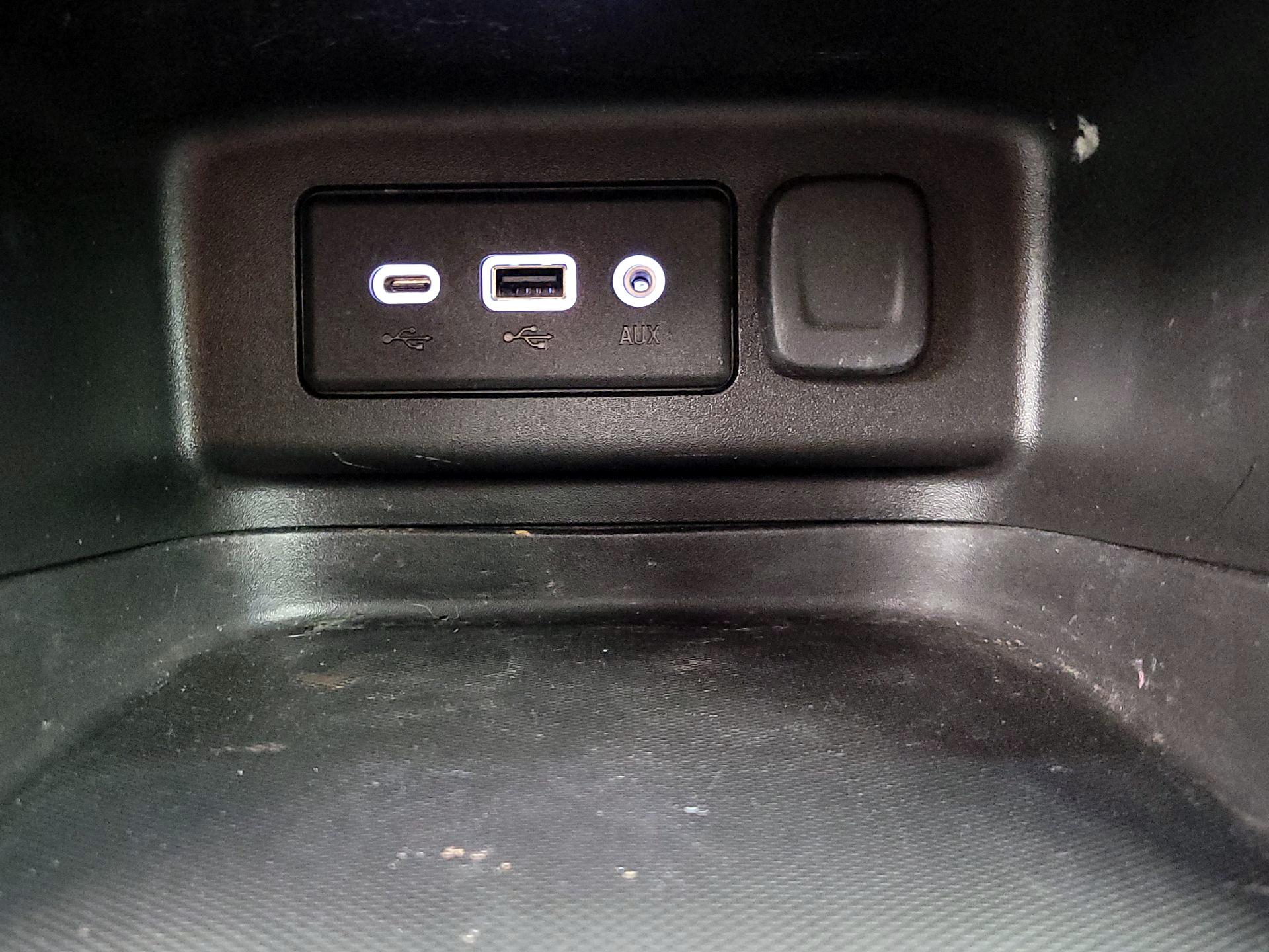 Thumbnail: 2024 Chevrolet Equinox - 18